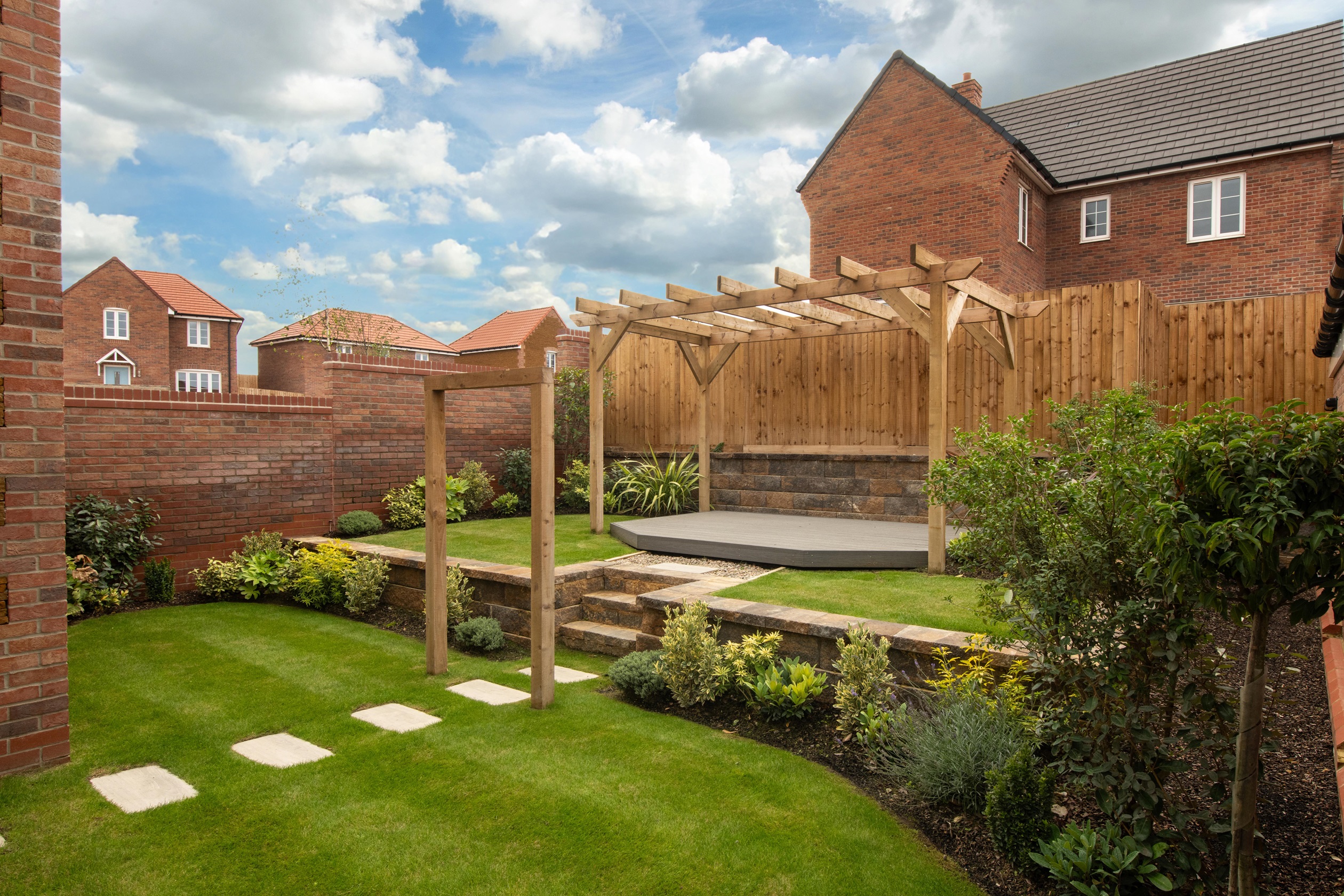 Castle Reach DWH - Avondale Show Home Garden