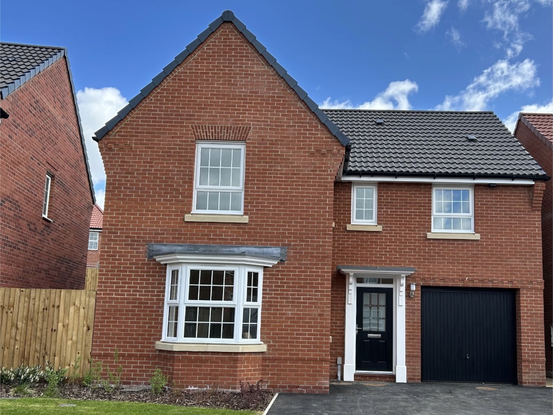 445 Drummond External