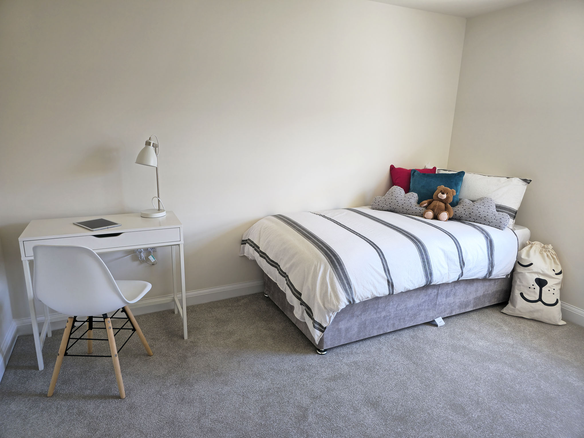 Drummond bedroom