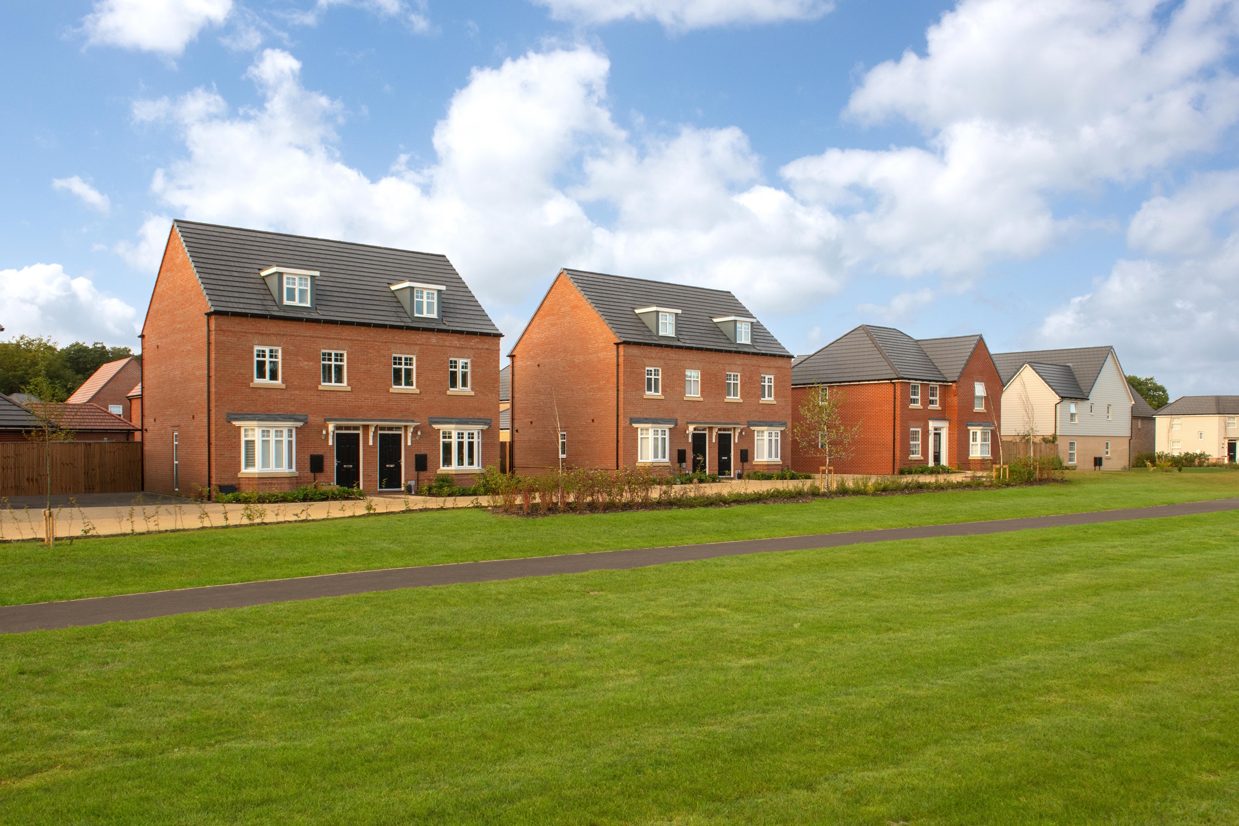 Woodland Heath Street Scene