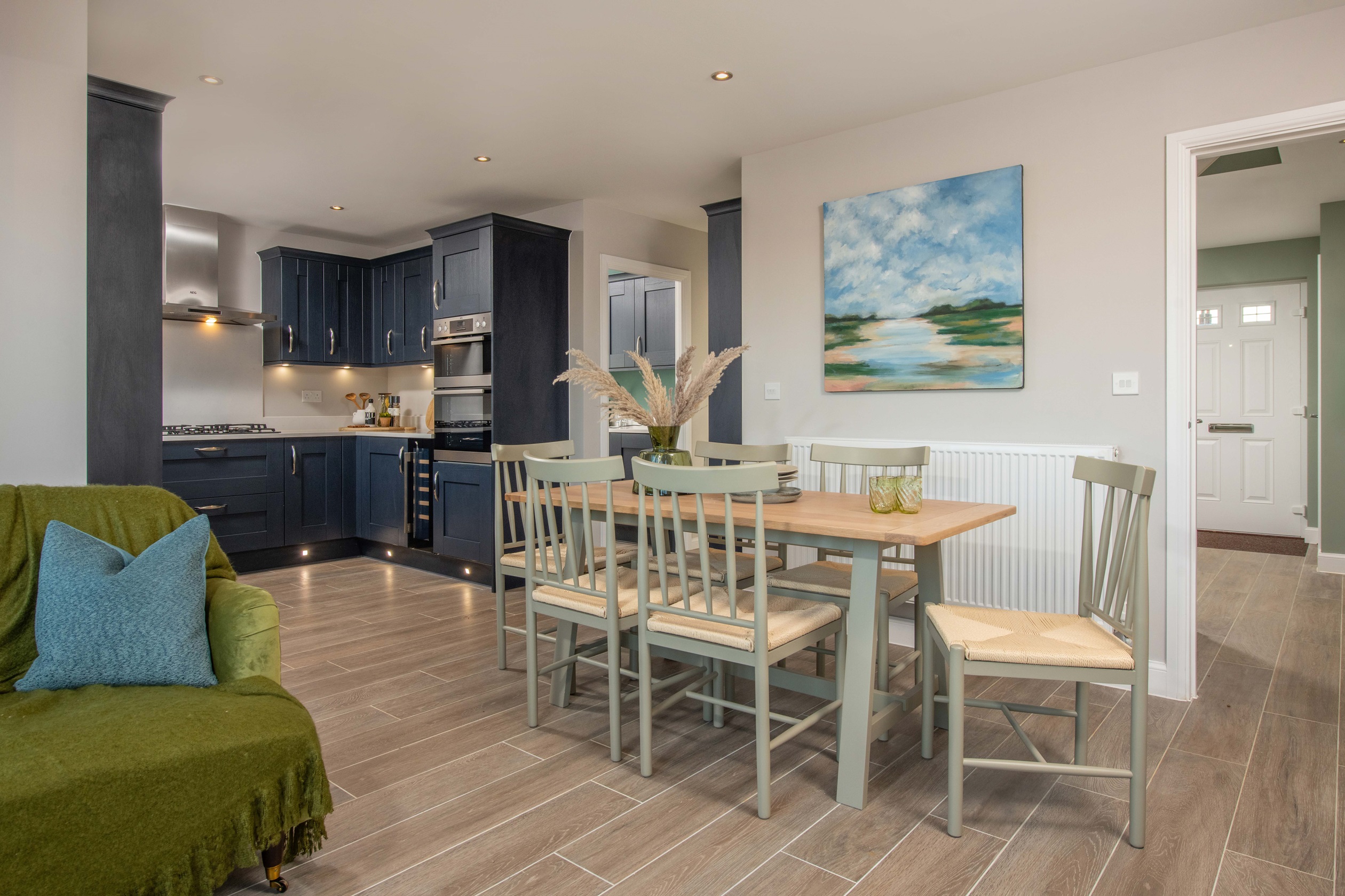 Constable Gardens Winstone Kitchen diner