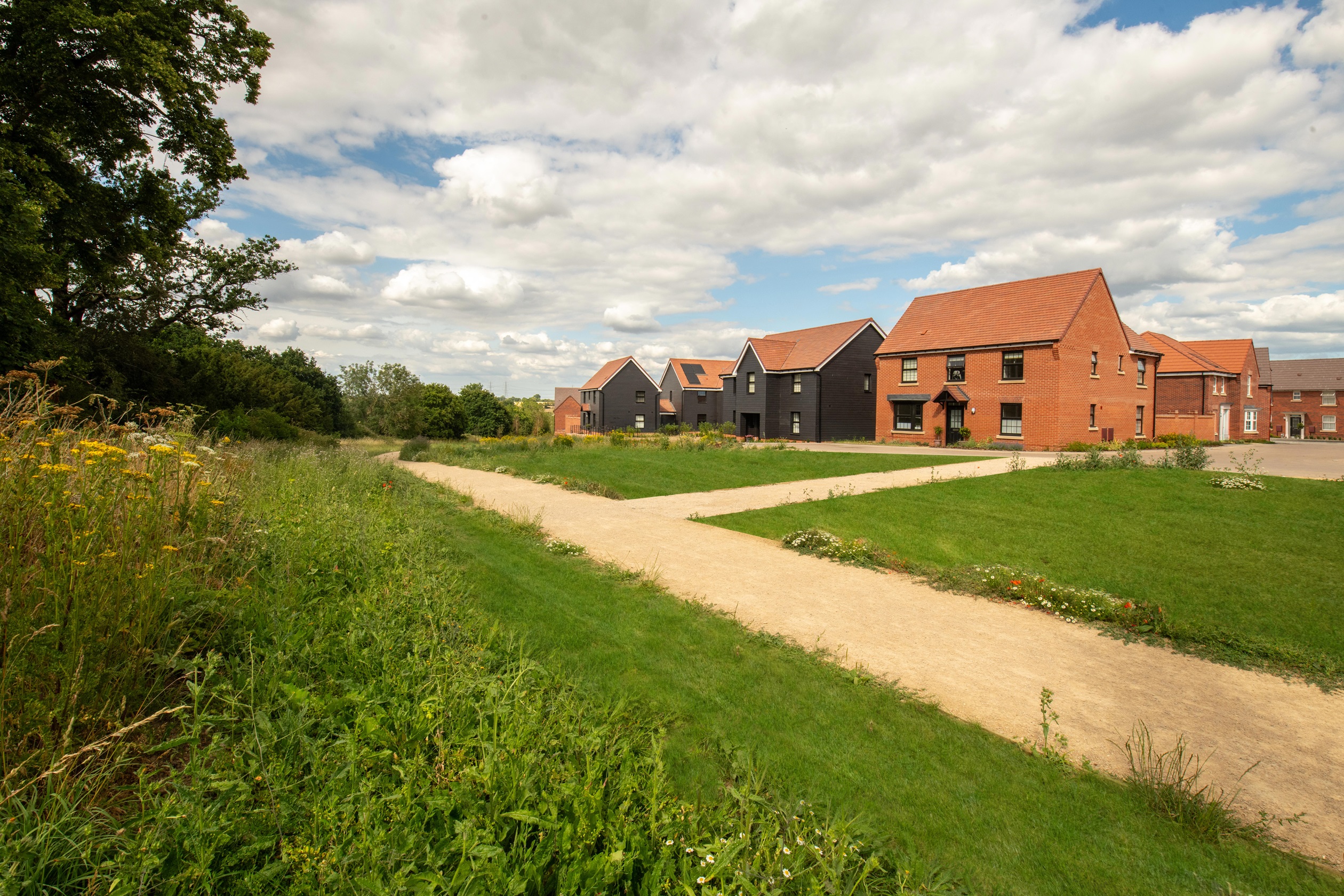 4 BEDROOM HOMES OVERLOOKING OPEN SPACE