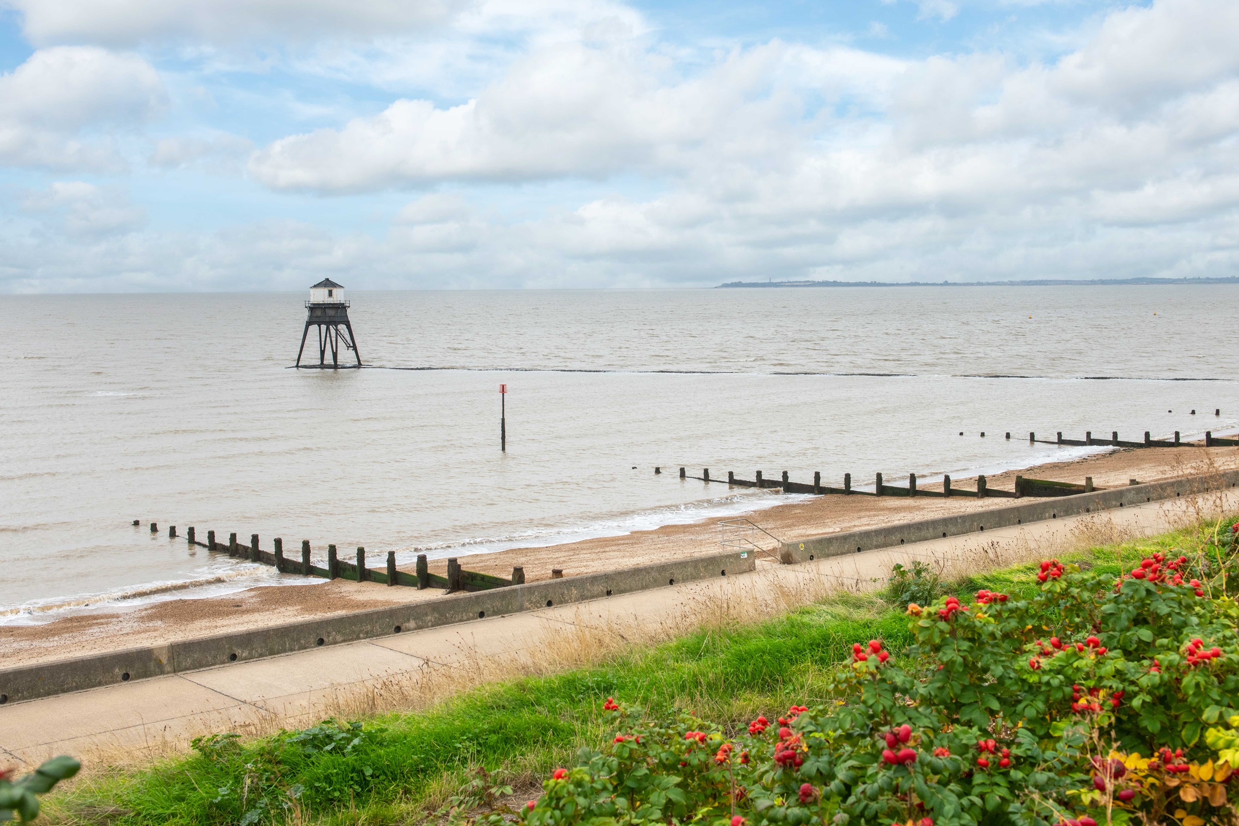 EasternCounties_Dovecourt_Local_sea