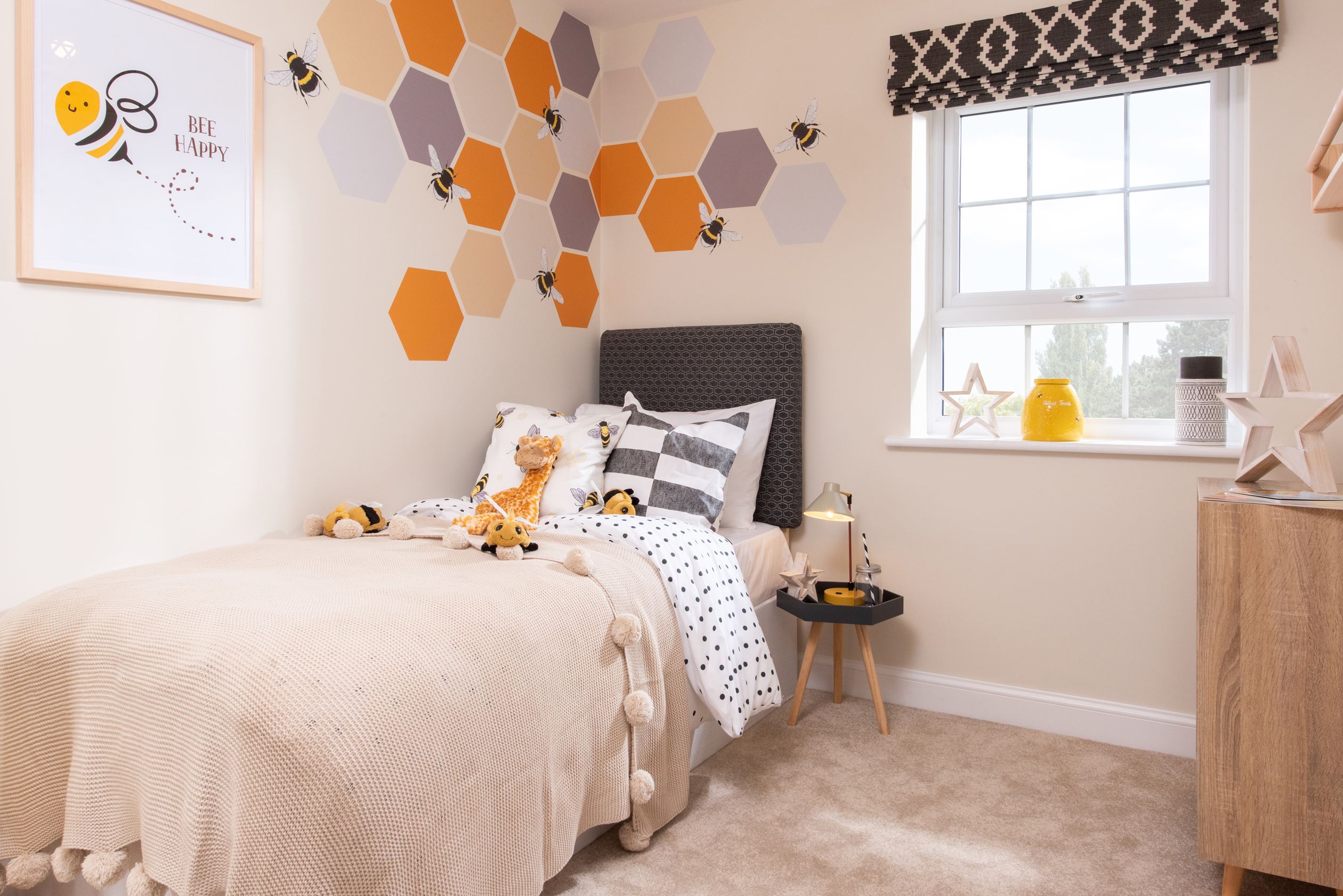 Marham Park Bayswater Single bedroom