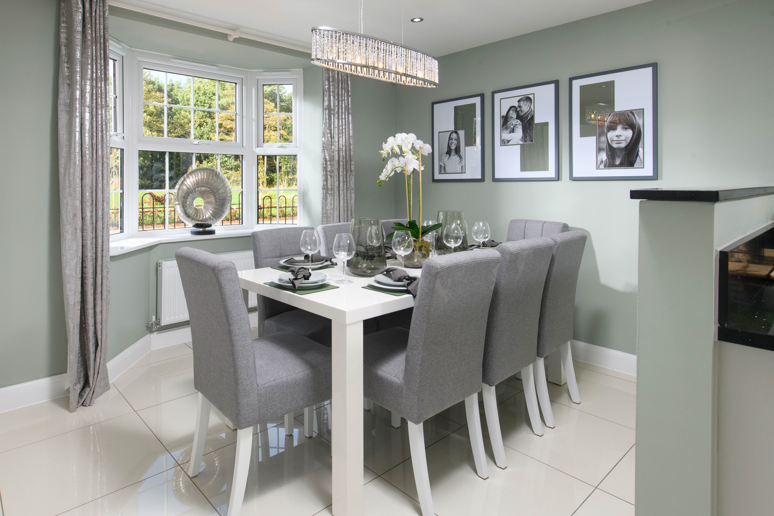 Avondale Dining room Woodland Heath DWH