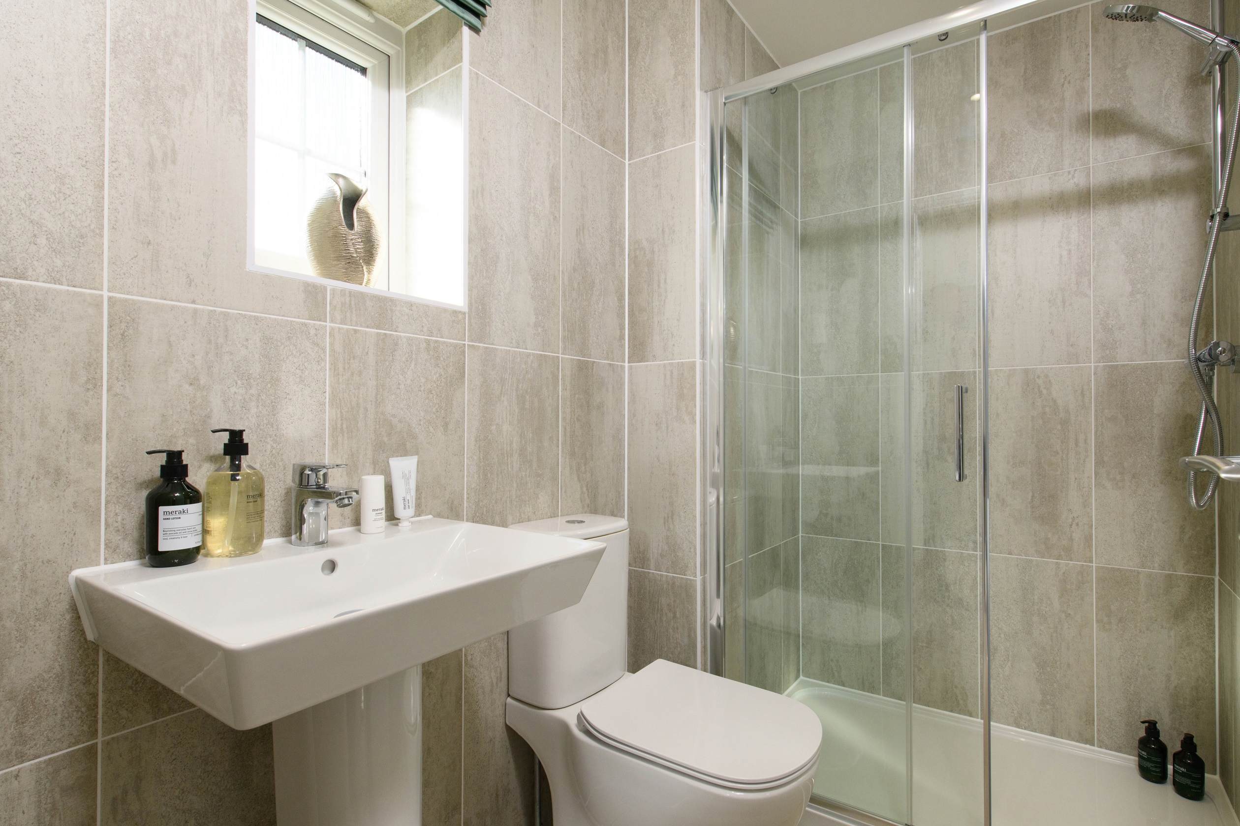 Avondale Bathroom Woodland Heath DWH