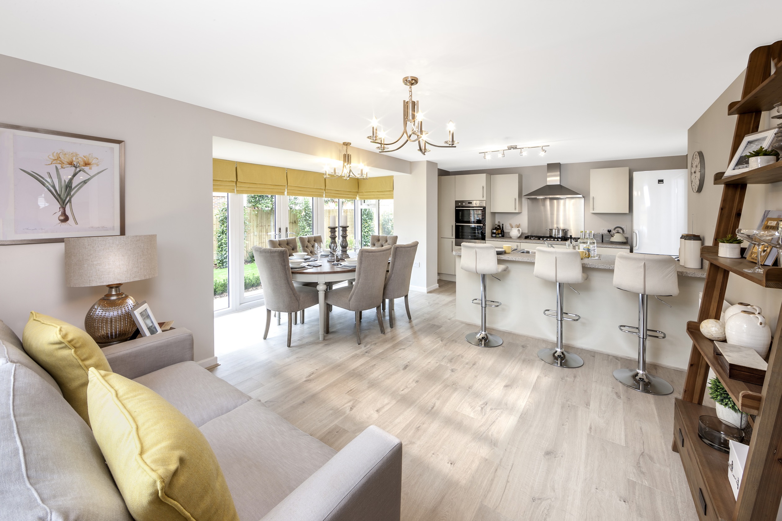 family area in open plan kitchen with dining area