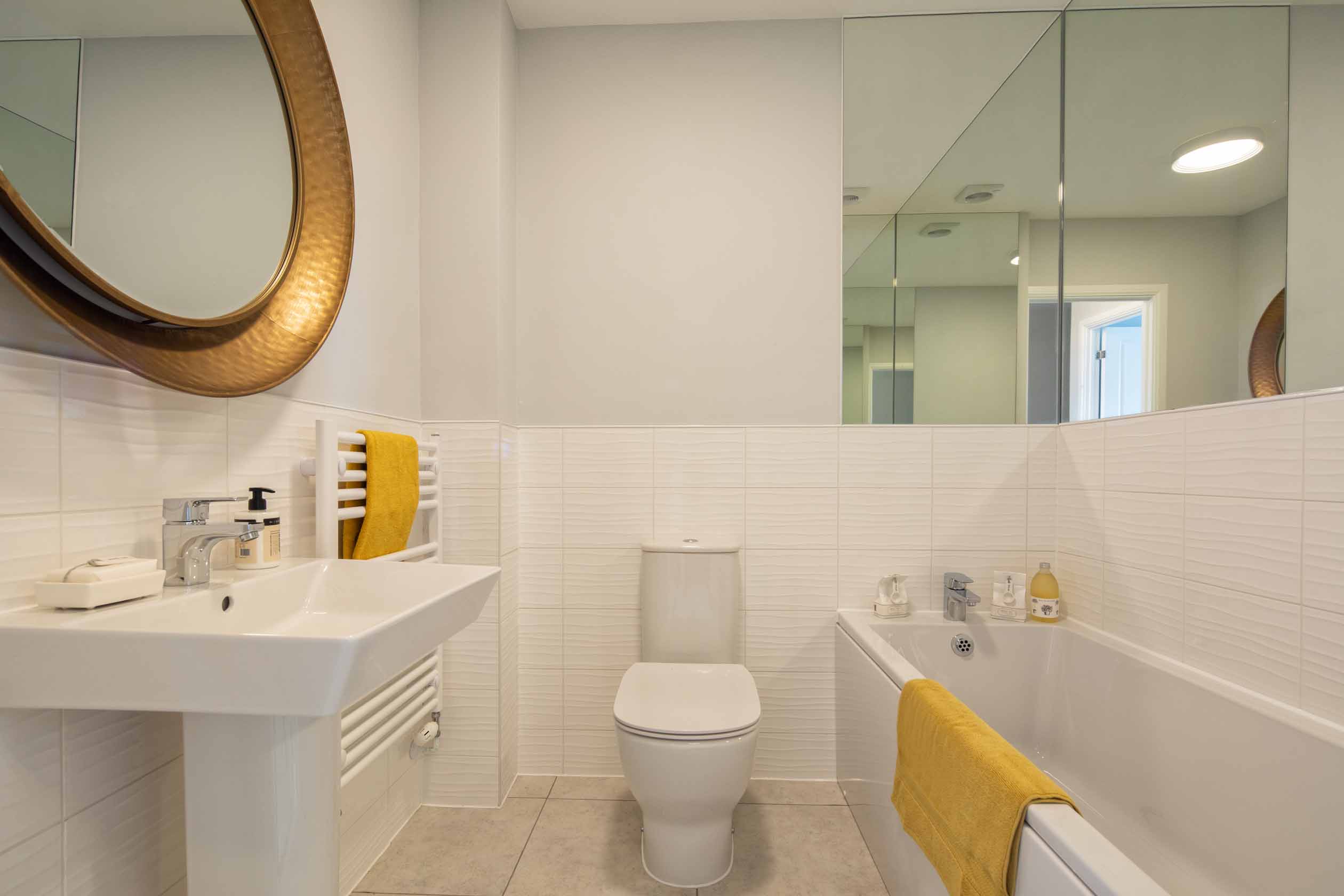 Greenwood internal bathroom, DWH, orchard green, kingsbrook