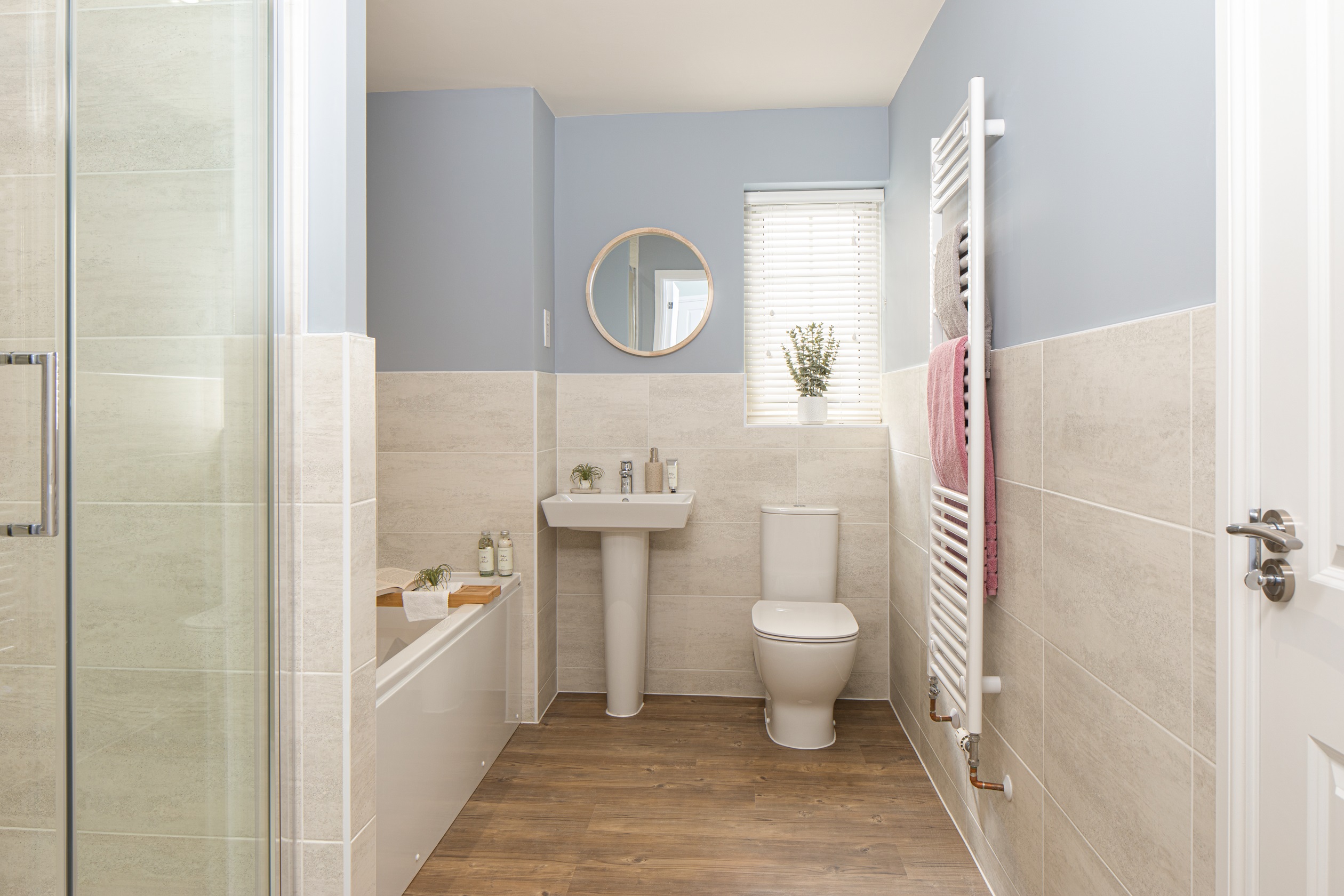 Bracebridge chalet bungalow internals bathroom