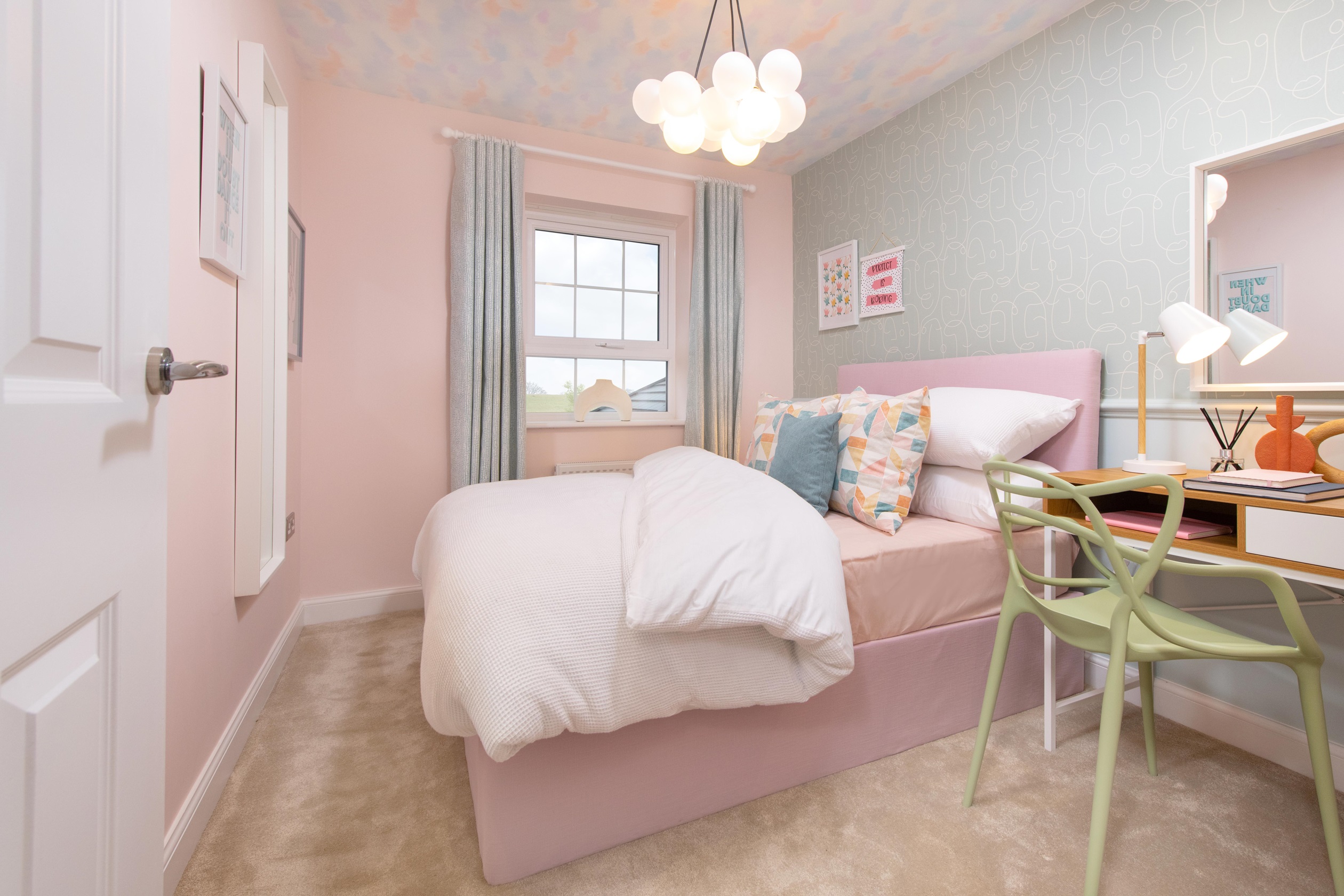 DWH PENNING RIDGE BEDROOM HOLDEN