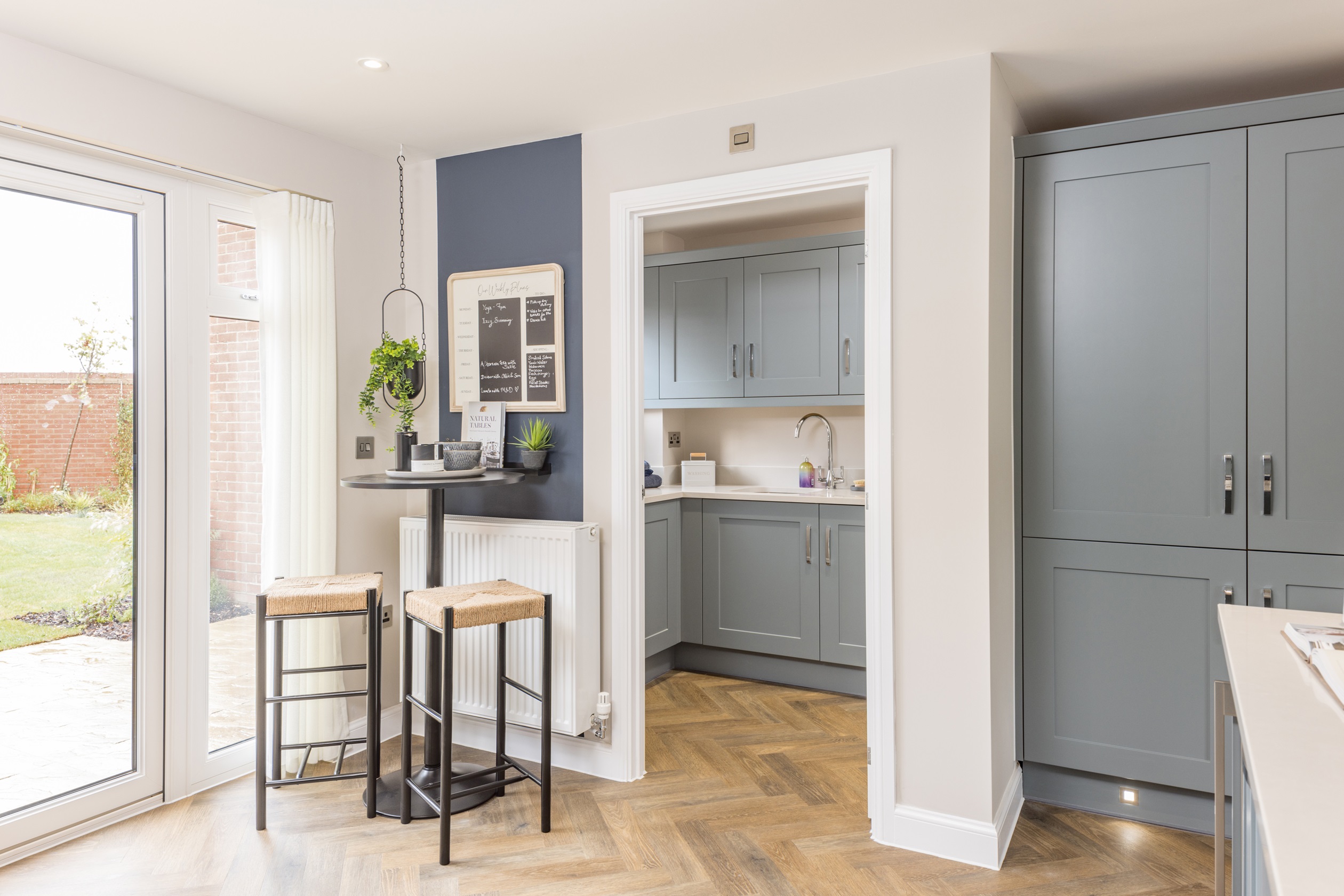 Breakfast bar in the 4 bedroom Wychwood