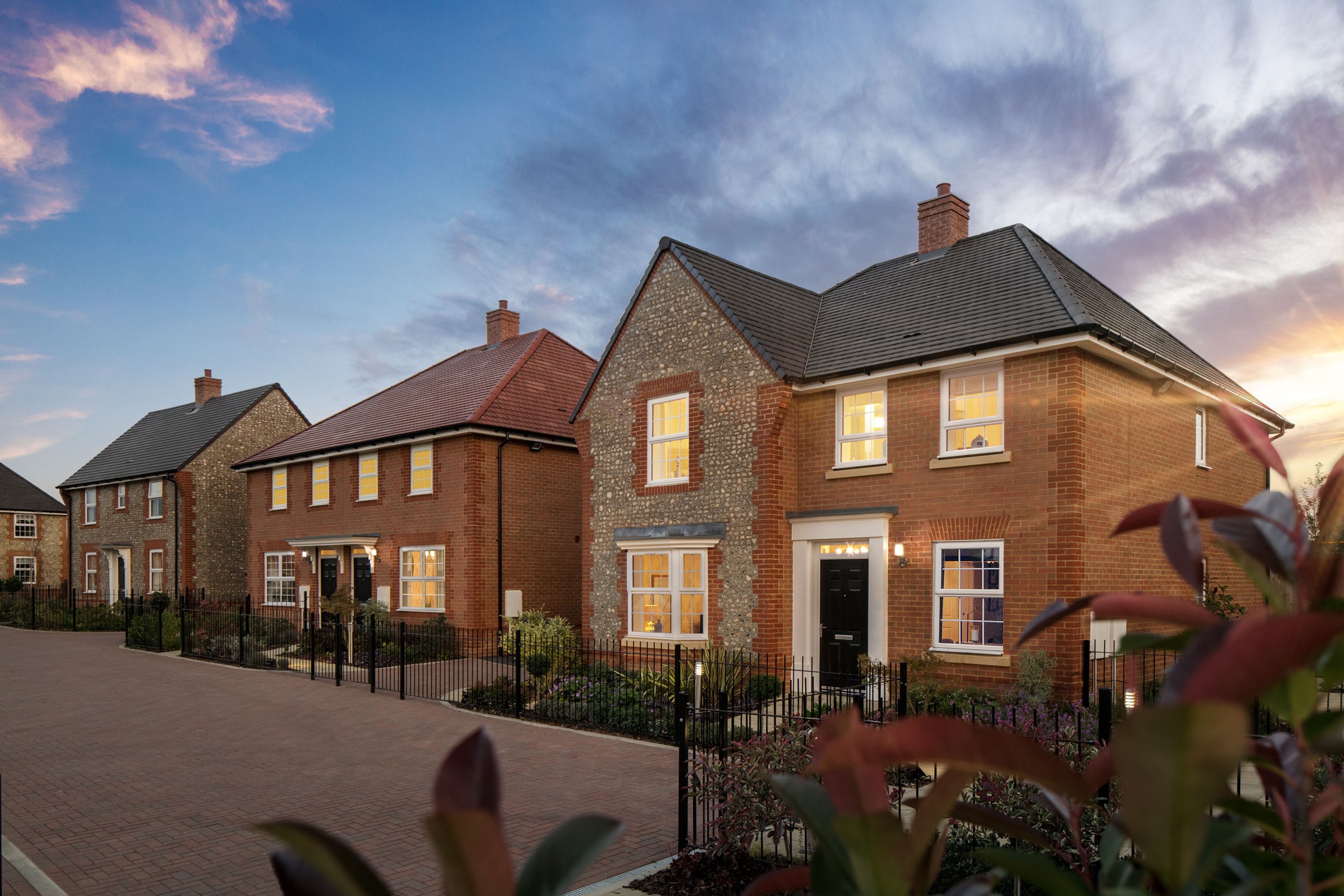 Dusk image of 3 and 4 bed homes at Ecclesden Park