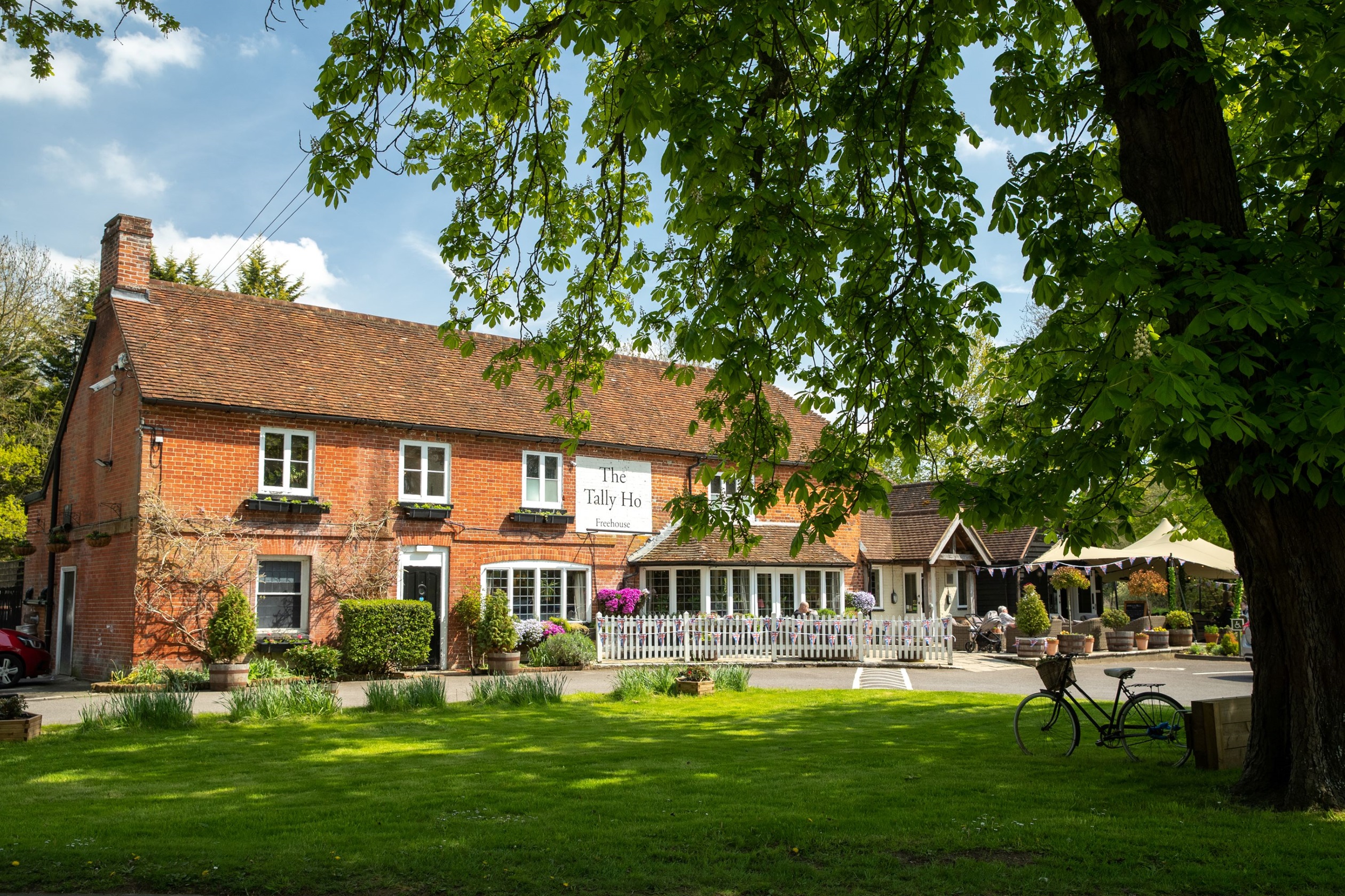 Tally Ho in Eversley