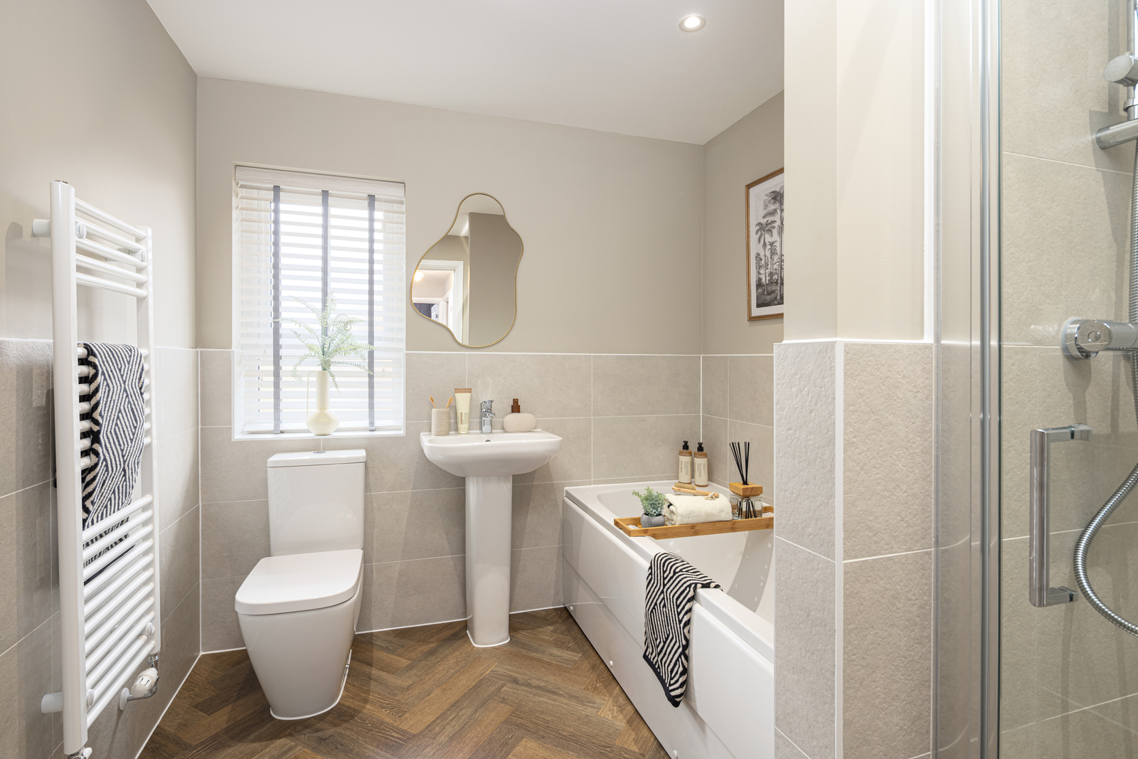 Main bathroom of the Culver at Beachamp Gate