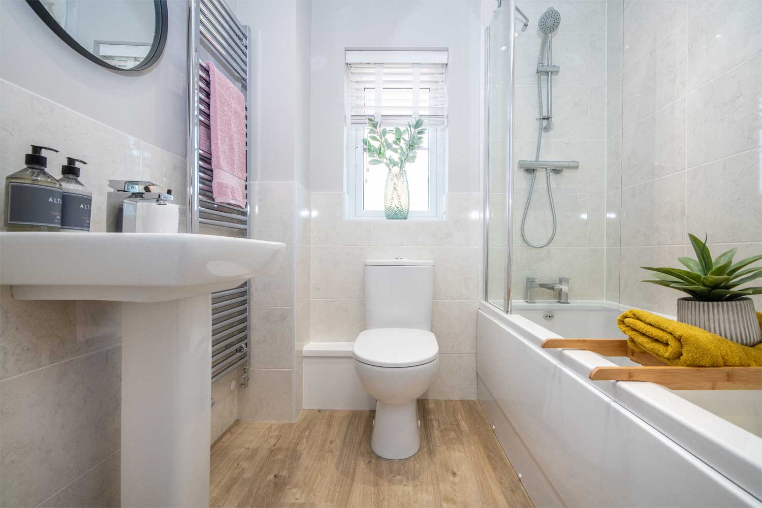 Kingsley bathroom