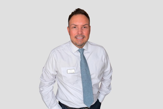 Jono Sales advisor 