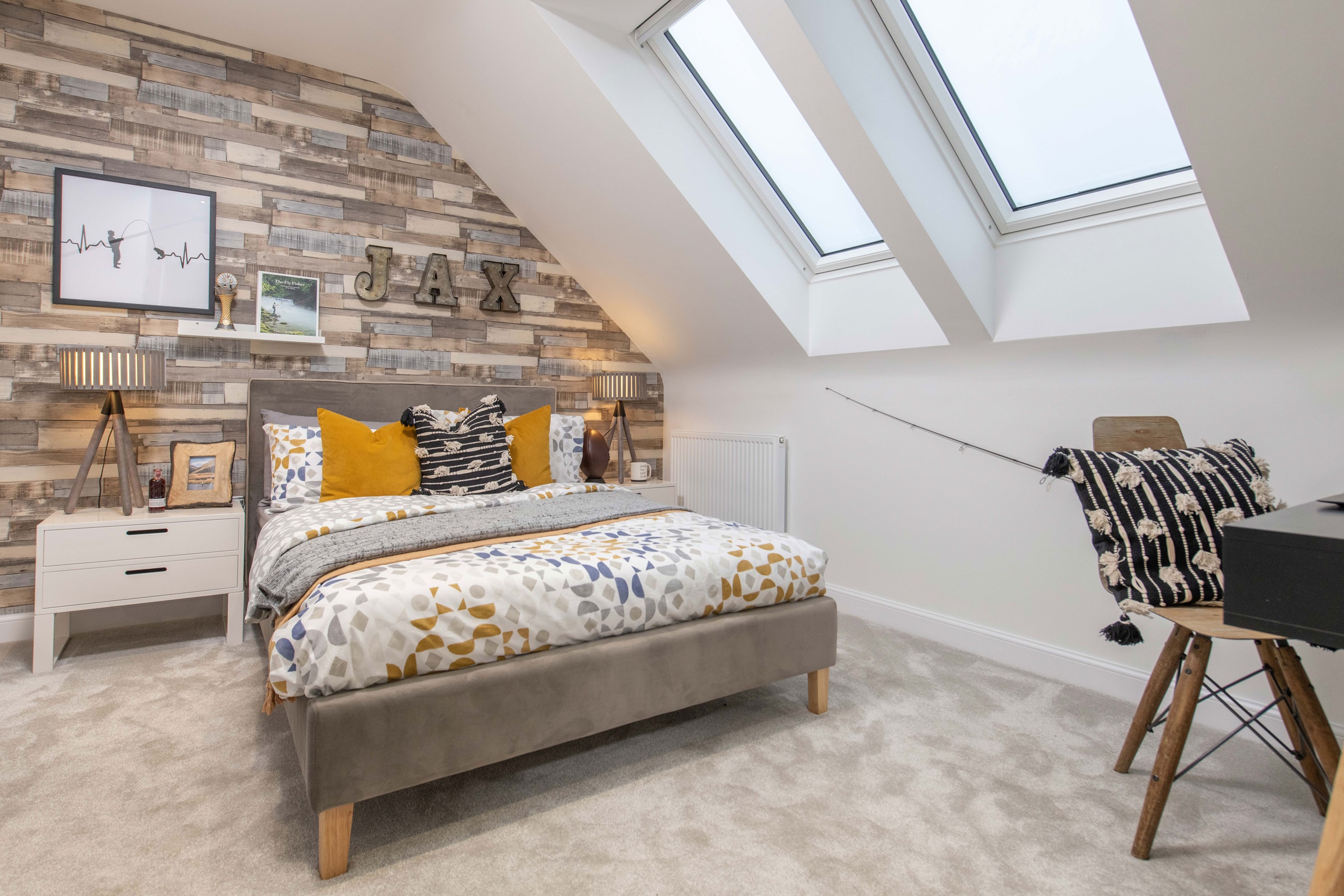 Thoresby Vale Greenwood bedroom