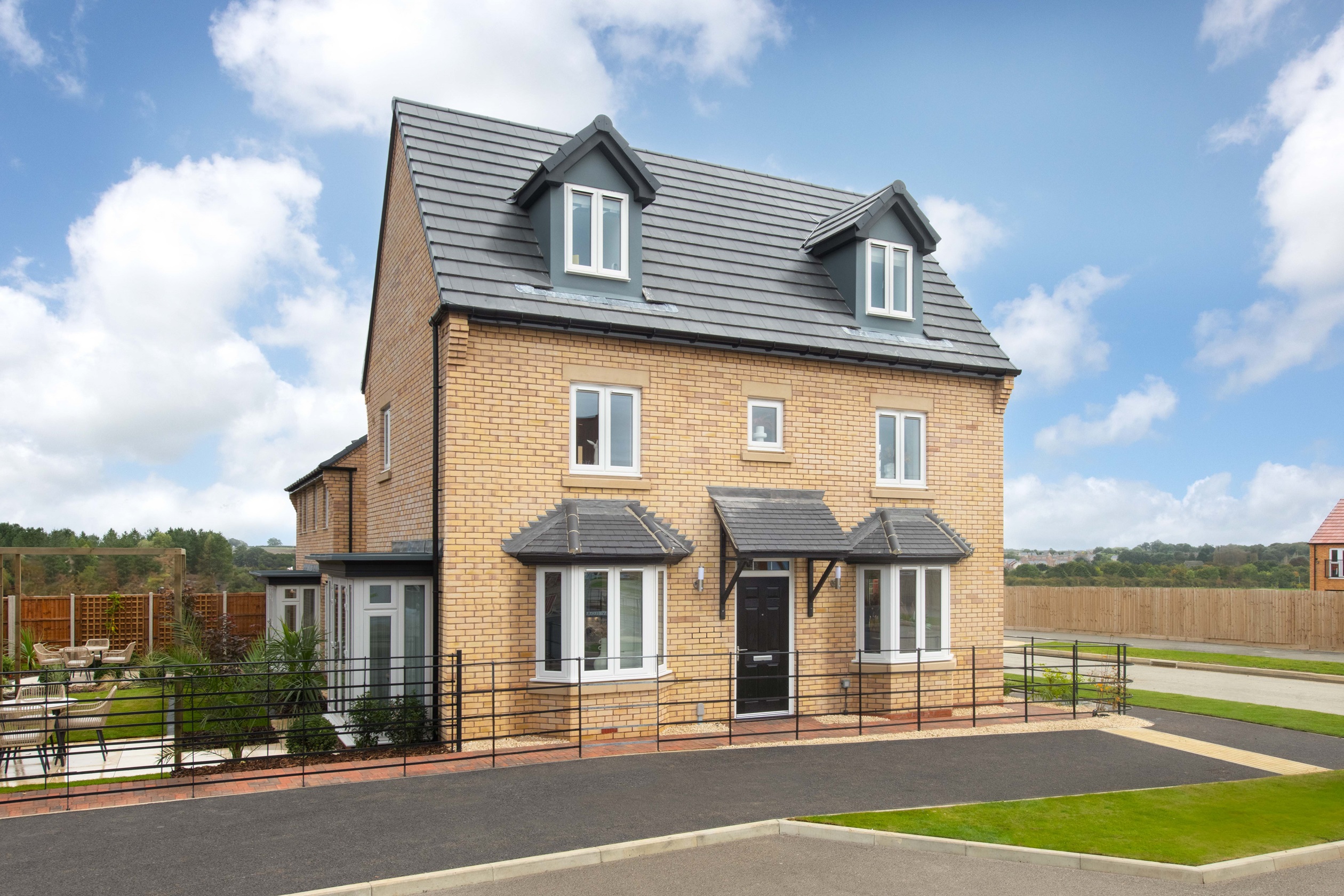 BN_PriorsHallPark_Weldon_DWH_External_Hertford_4bed_LowRes