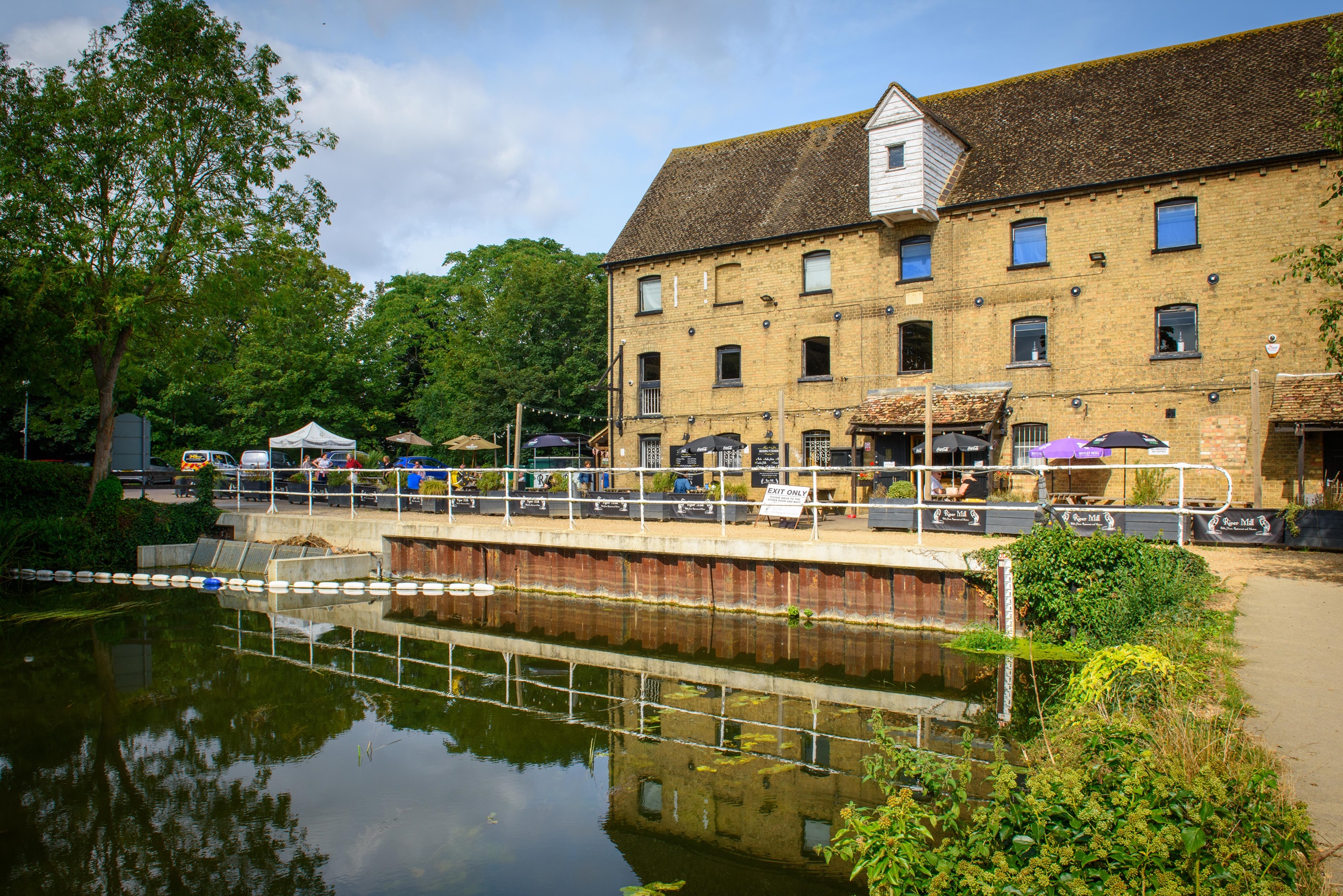 Riverside Local area