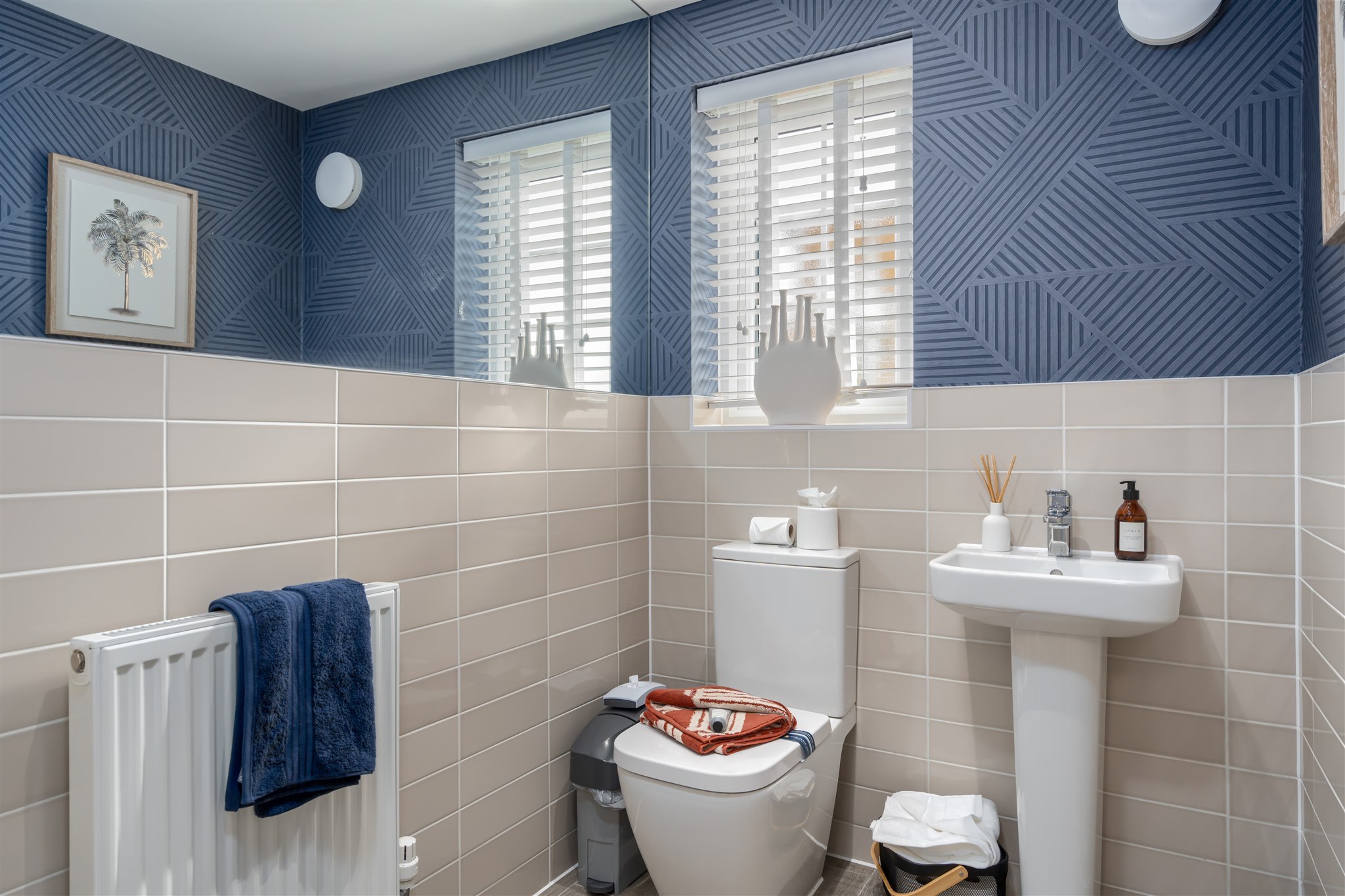 Internal view of the Skylark family bathroom. 4 bed home.