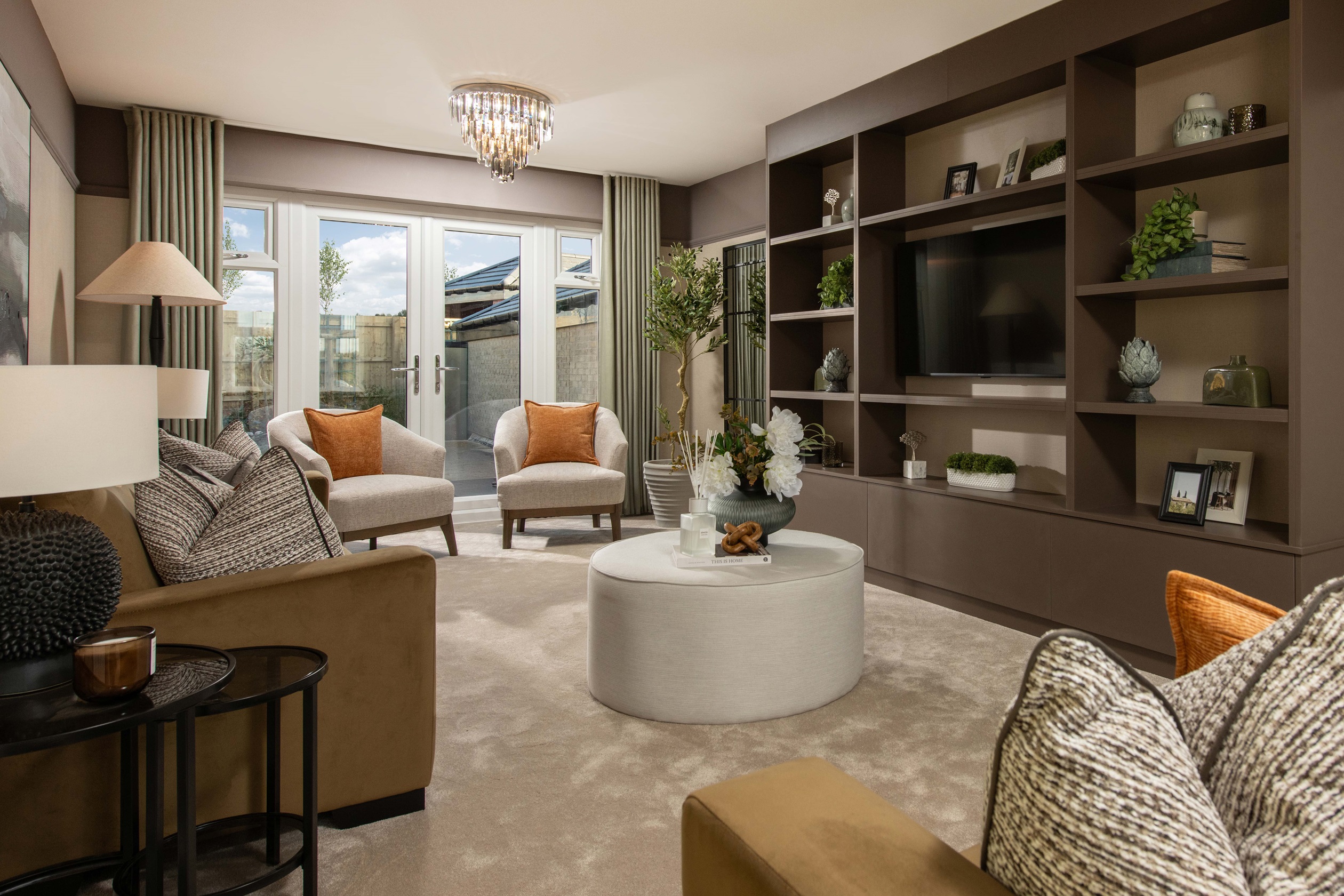 DWH EM ASHBOURNE AIRFIELD MORETON LOUNGE