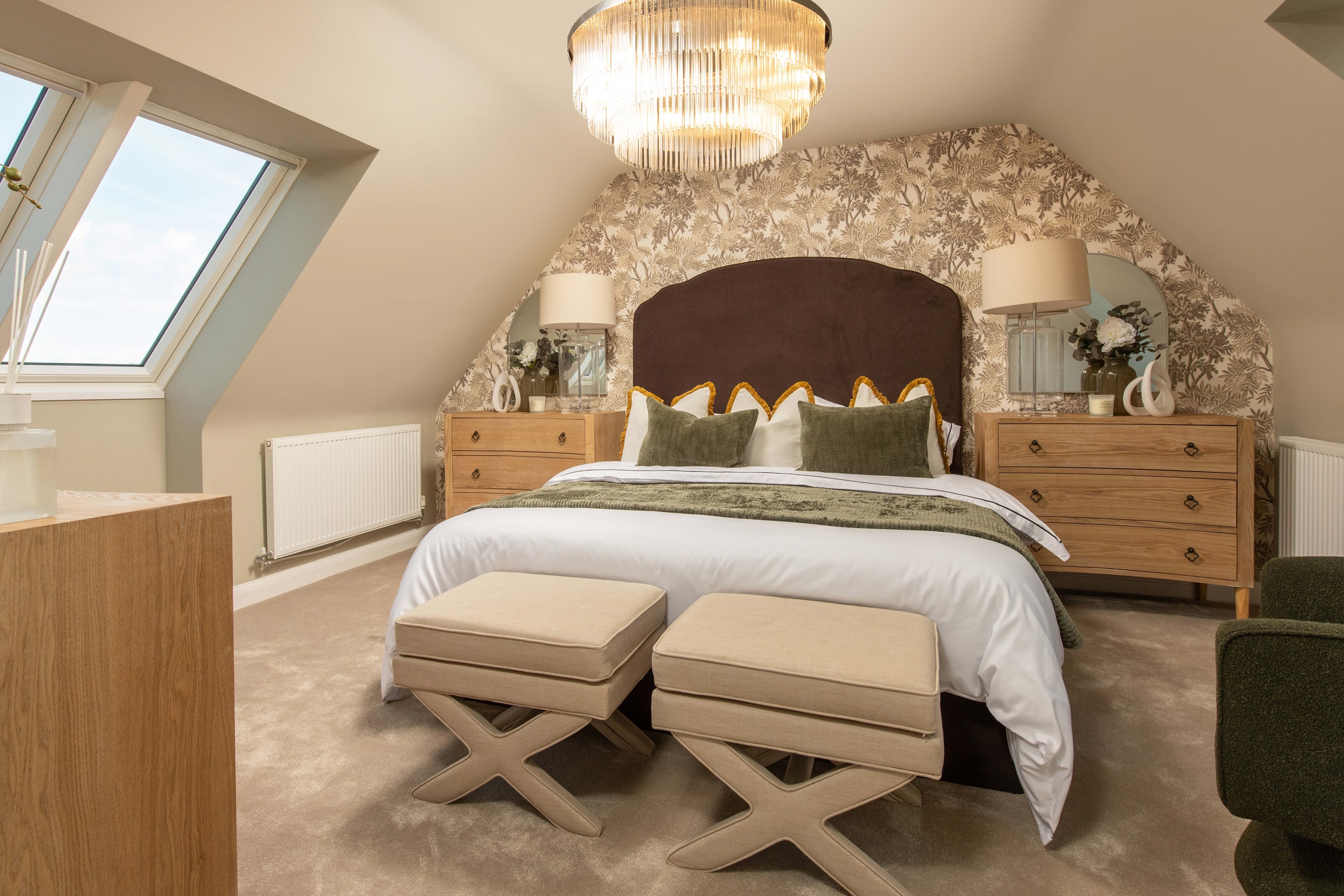 DWH EM ASHBOURNE AIRFIELD MORETON LOUNGE