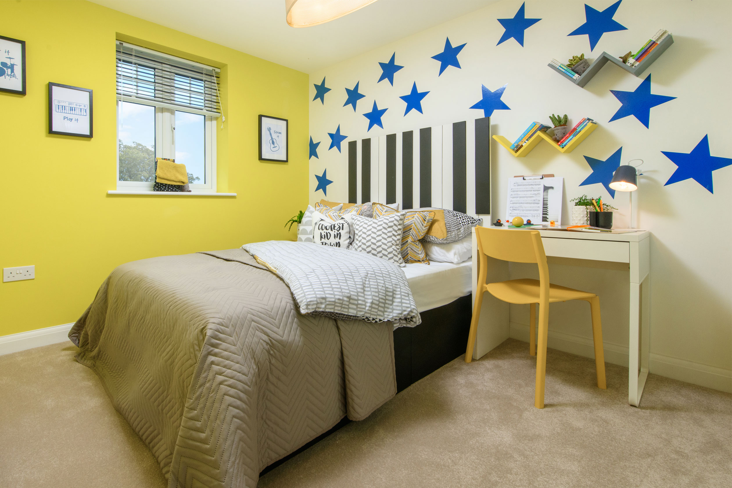 Kennett double bedroom