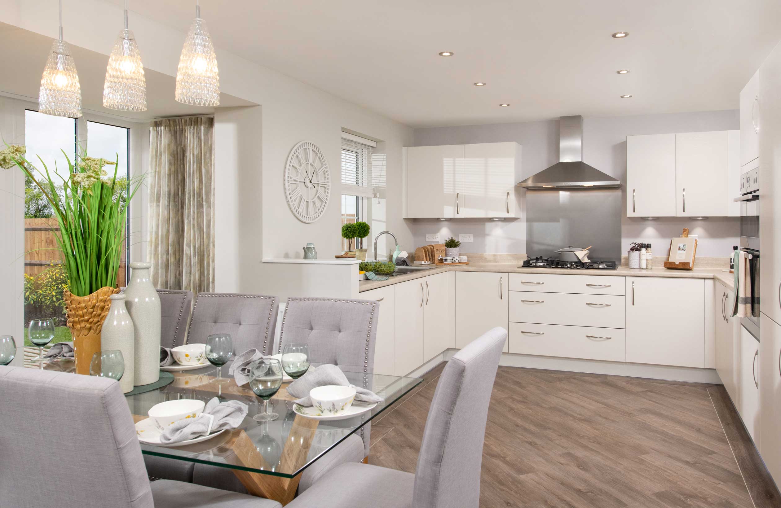 Holden dining kitchen