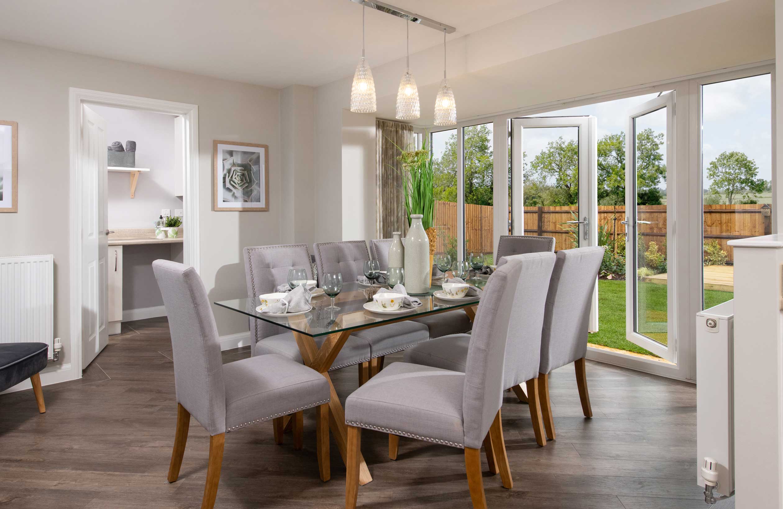 Holden dining kitchen