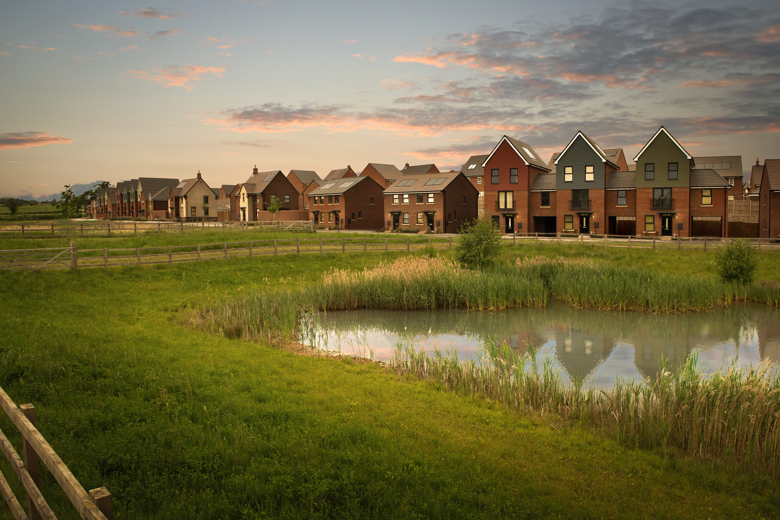 DWH EM New Lubbesthorpe Dusk