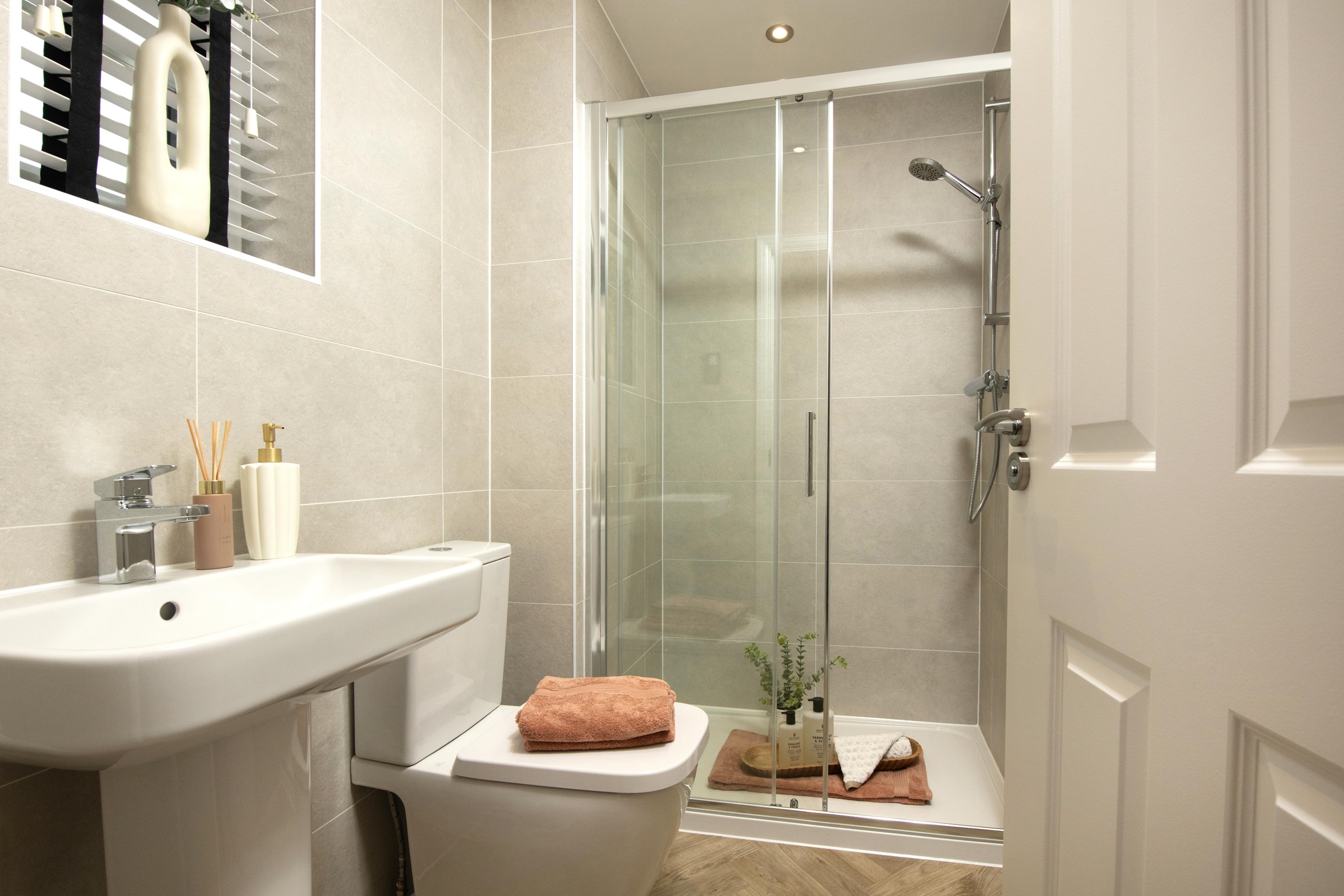 DWH EM Queens Manor Avondale Ensuite