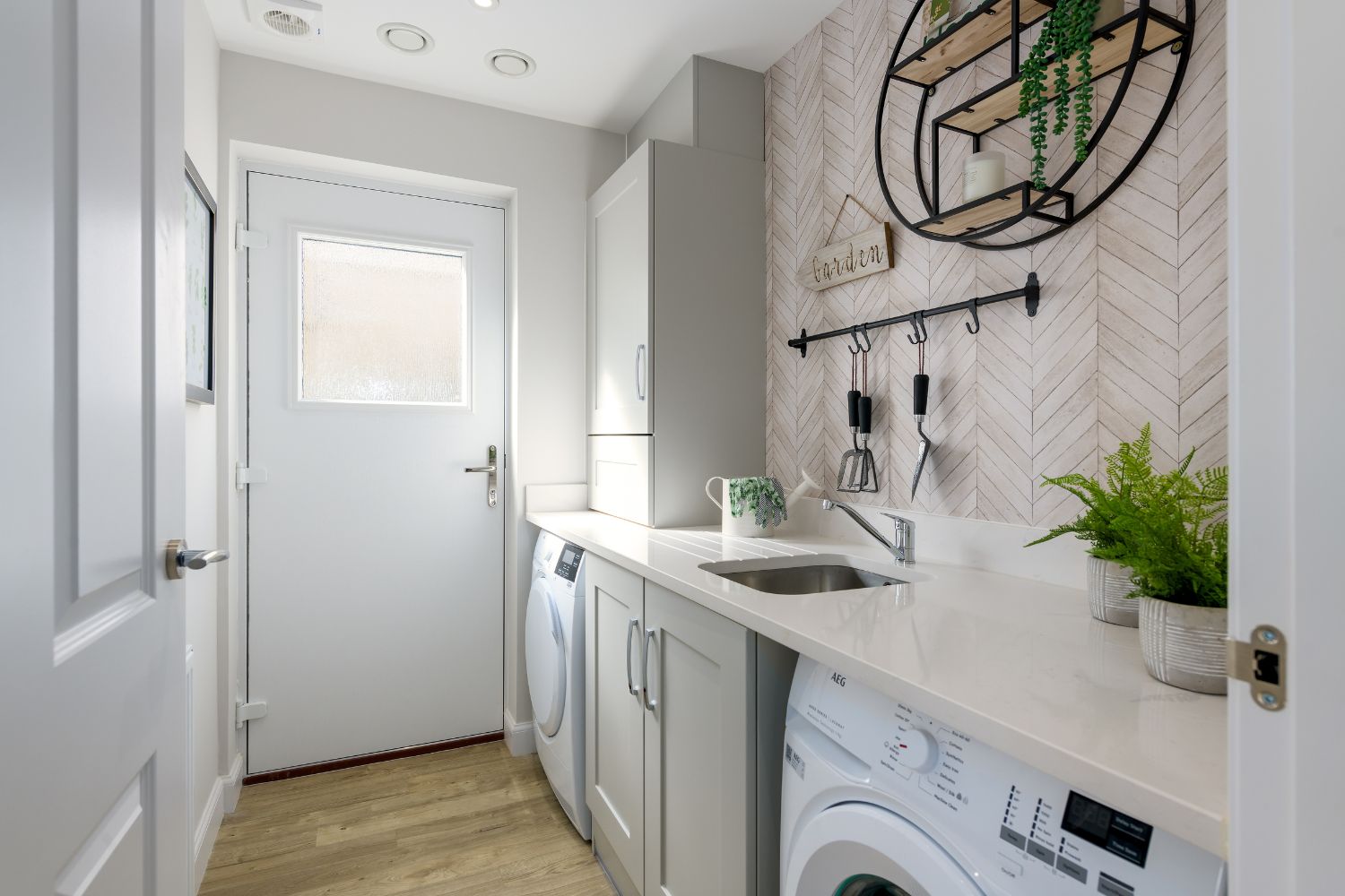 Utility room in 4 bed Glenbervie home