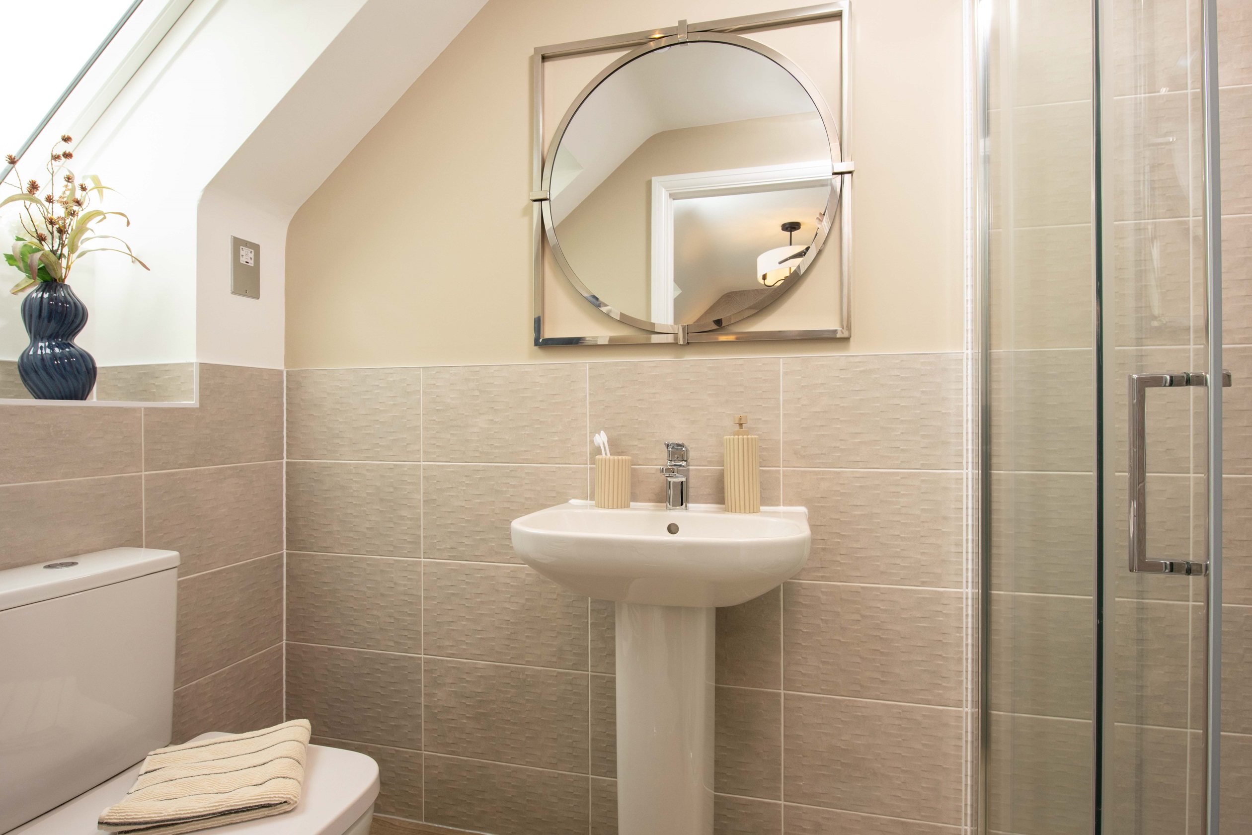 Arrowgreen View Kennett Show Home En Suite 