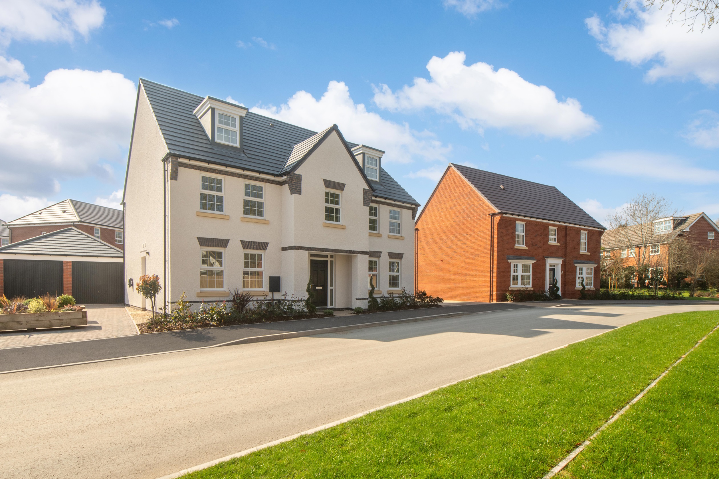 Ashtree Grove Lichfield & Henley Street Scene 