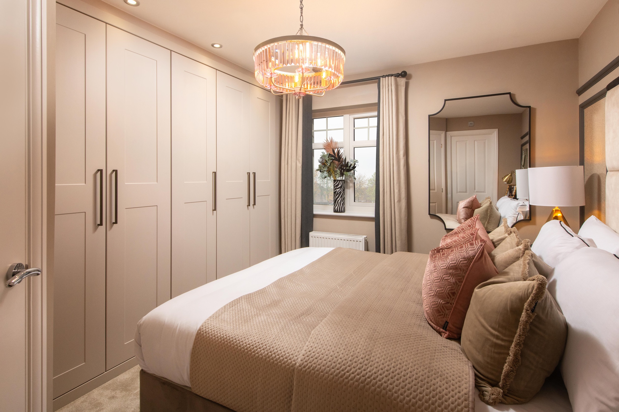 Hollinwood main bedroom