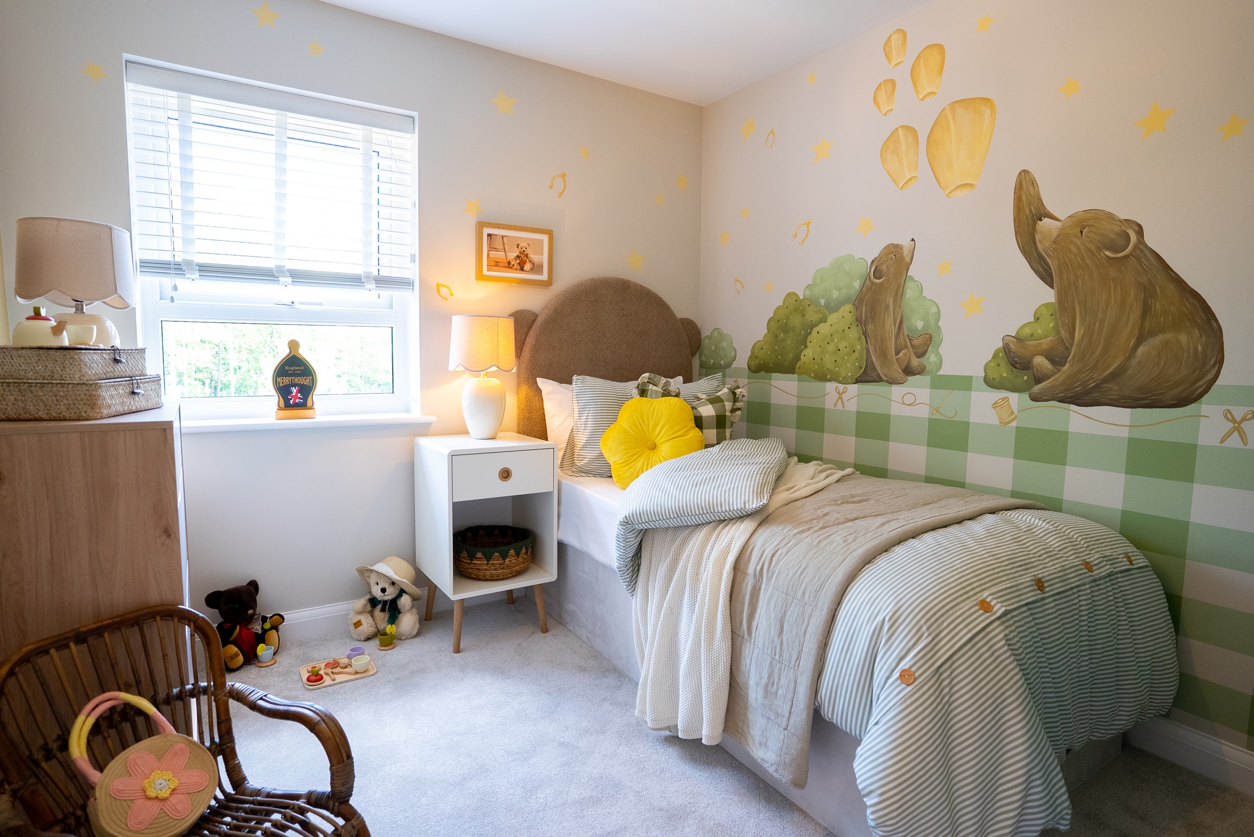 Otters Reach Alder Show Home Bedroom 2