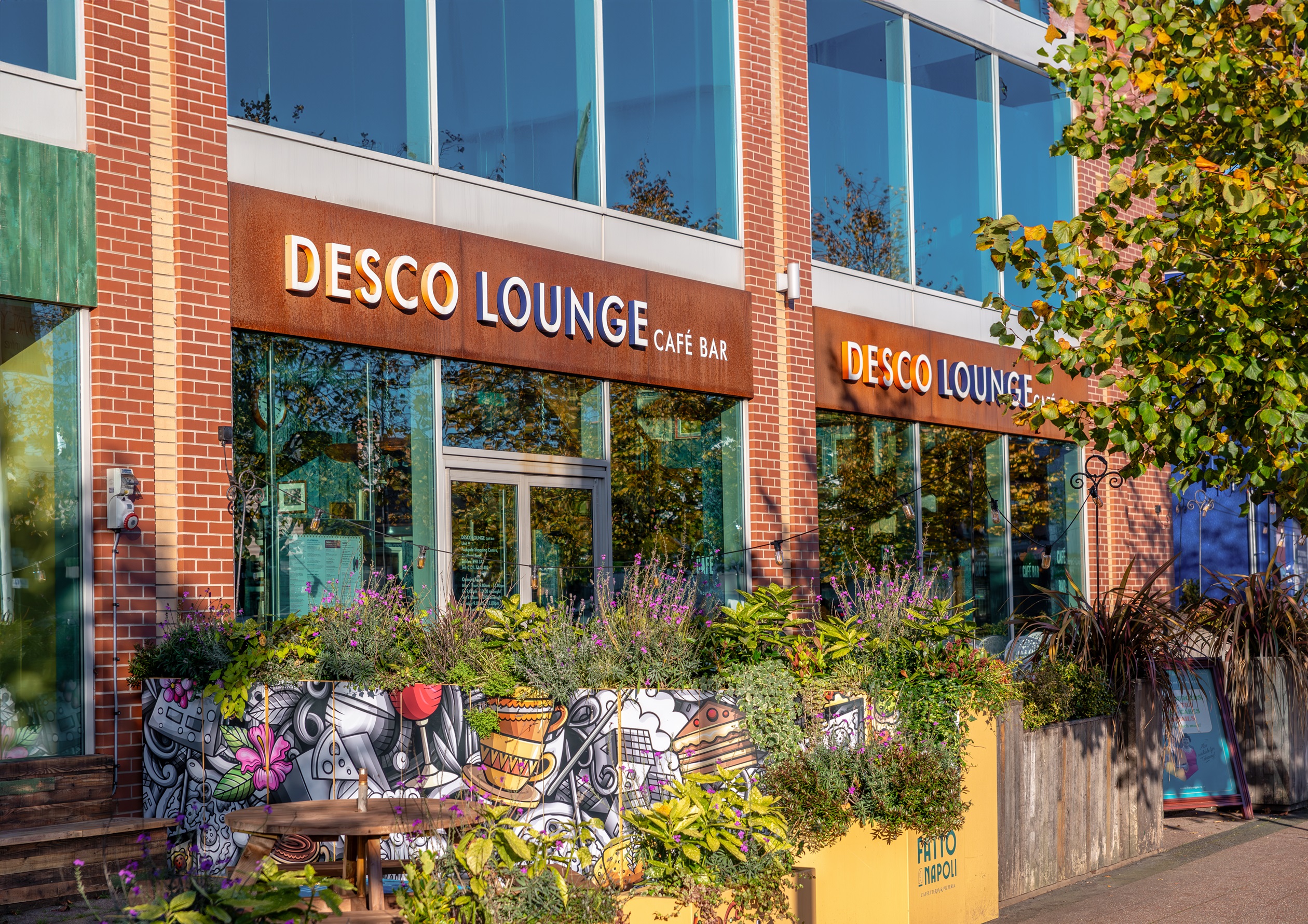 Desco lounge