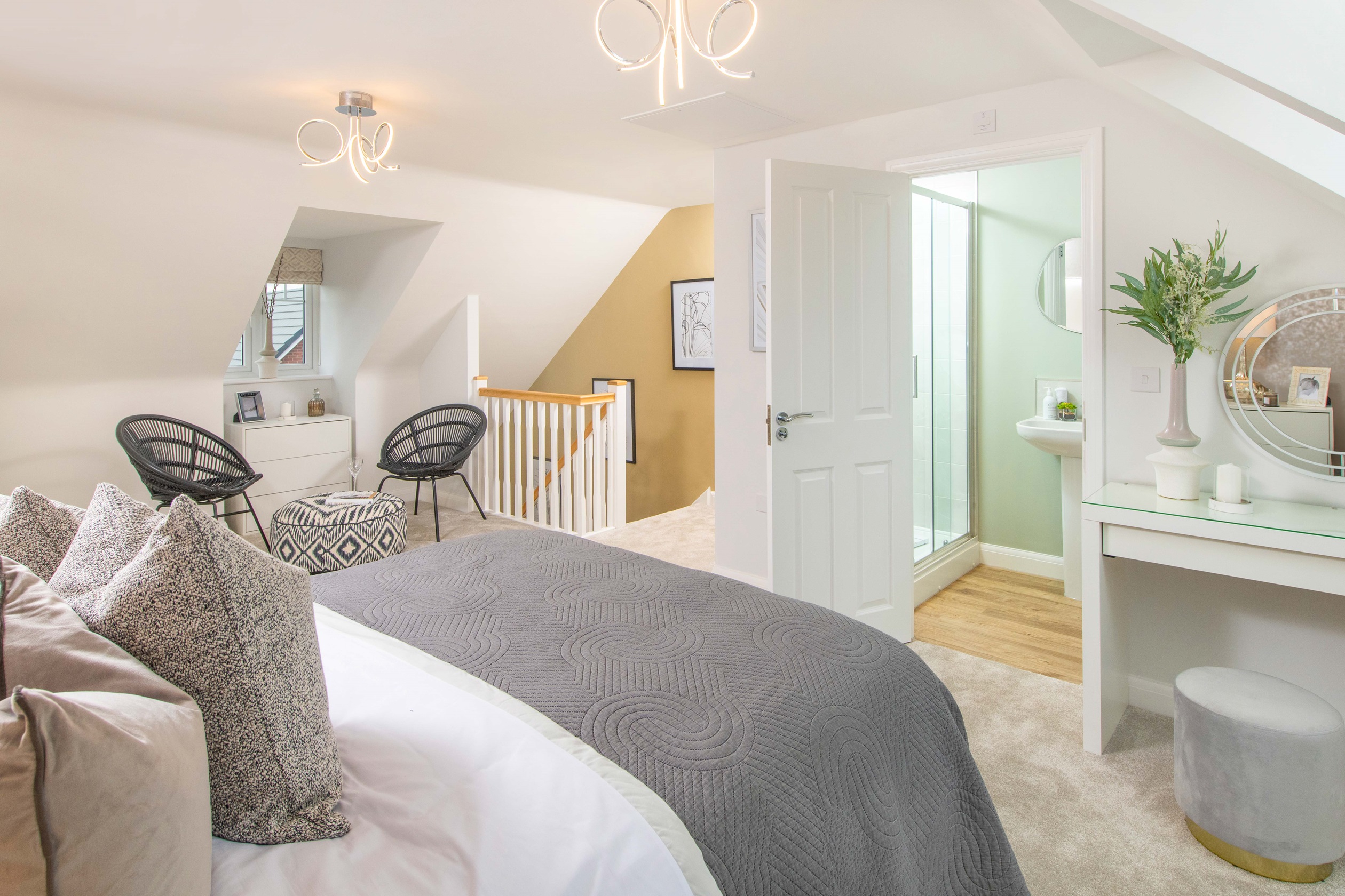 Kennett main bedroom with en suite