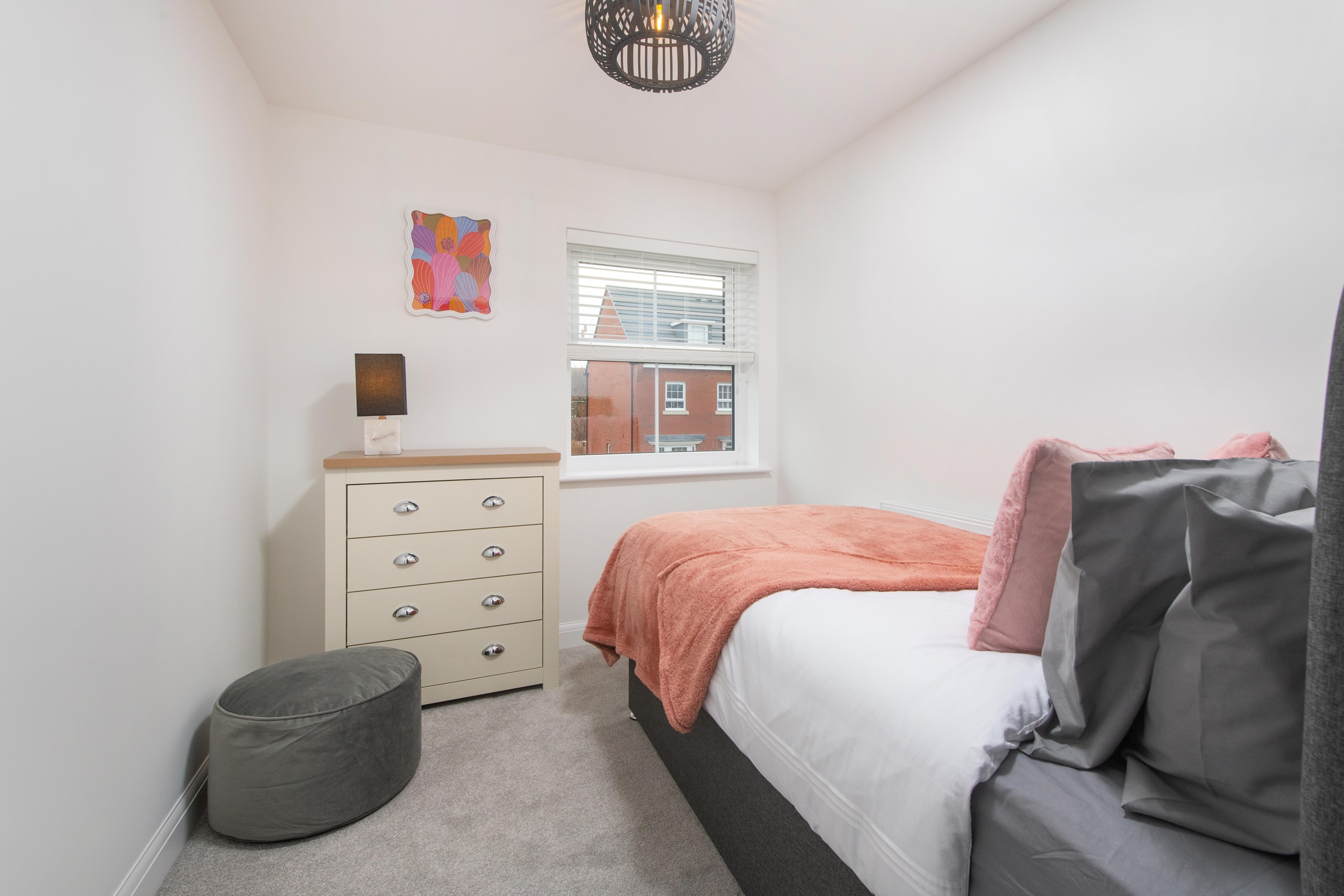 Hadley single bedroom