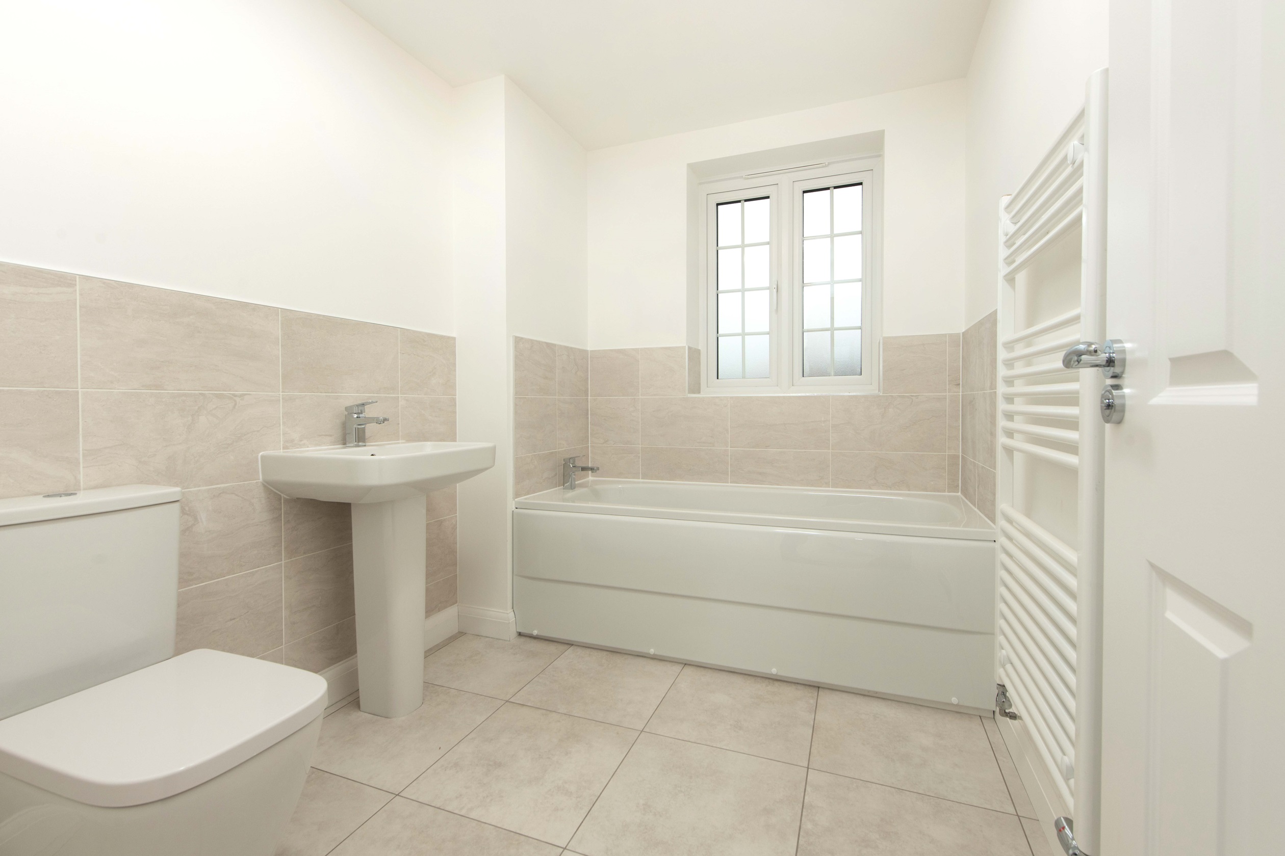 The Pavilions Plot 158 Bathroom 