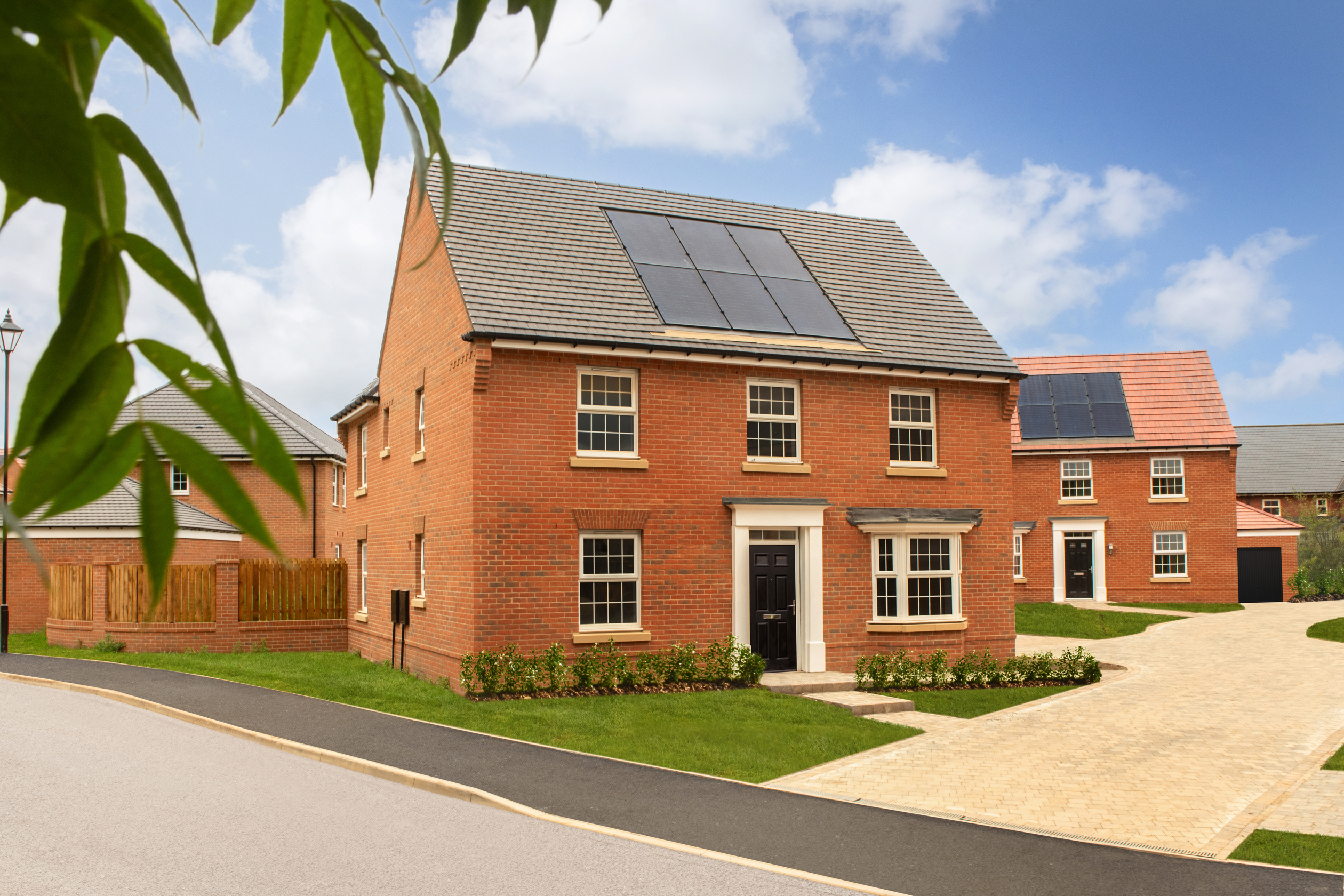 Outside view of 4 bedroom detached Avondale home