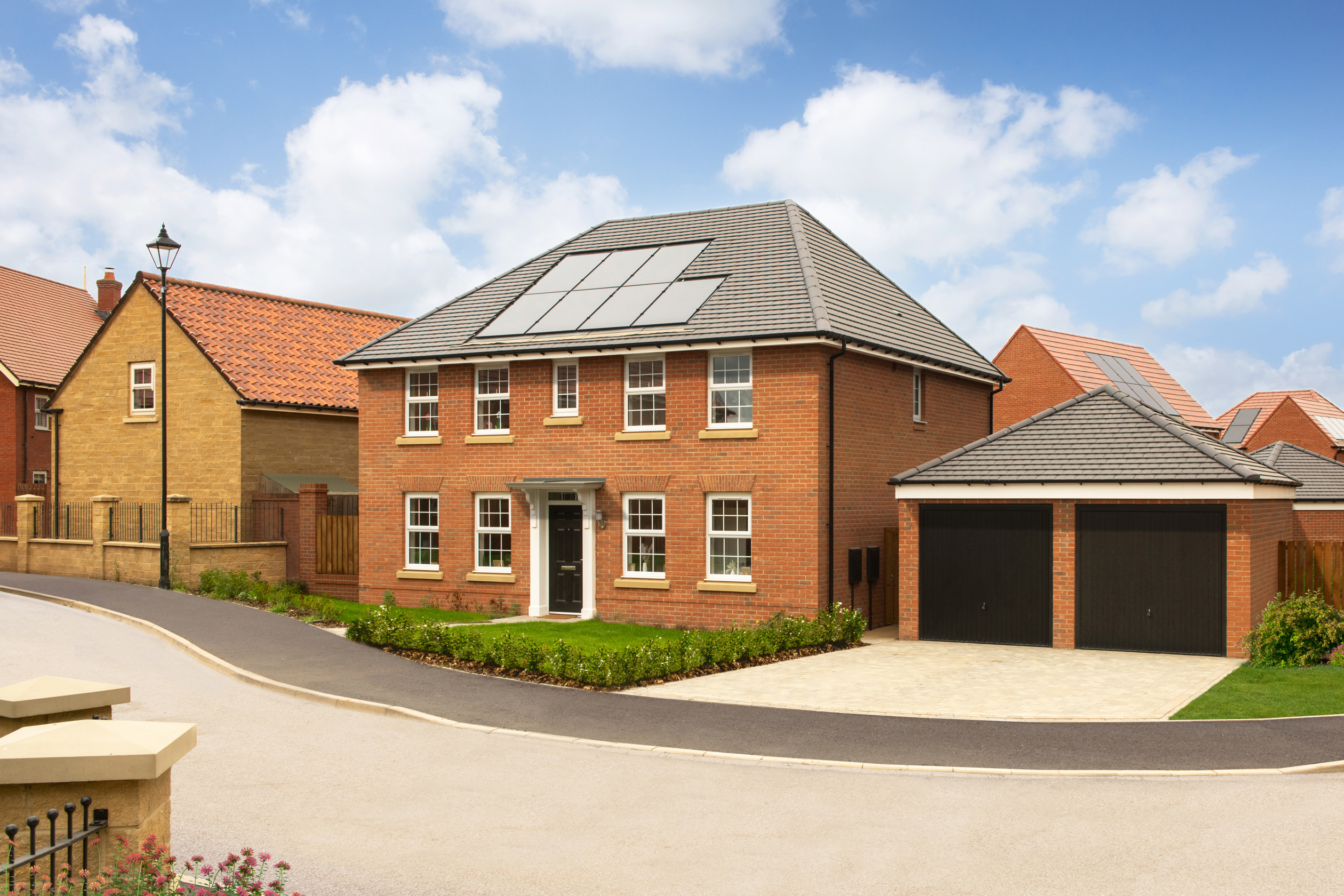 Outside view of 4 bedroom detached Chelworth home