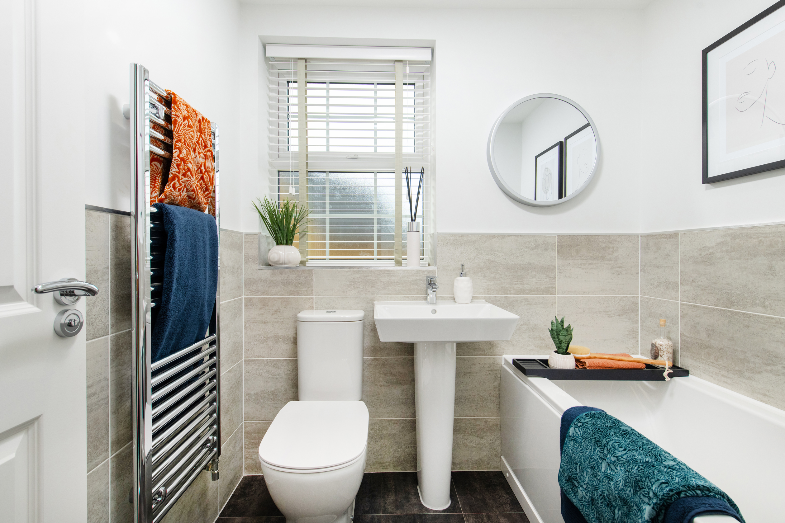 Inside view 4 bedroom Hertford main bathroom