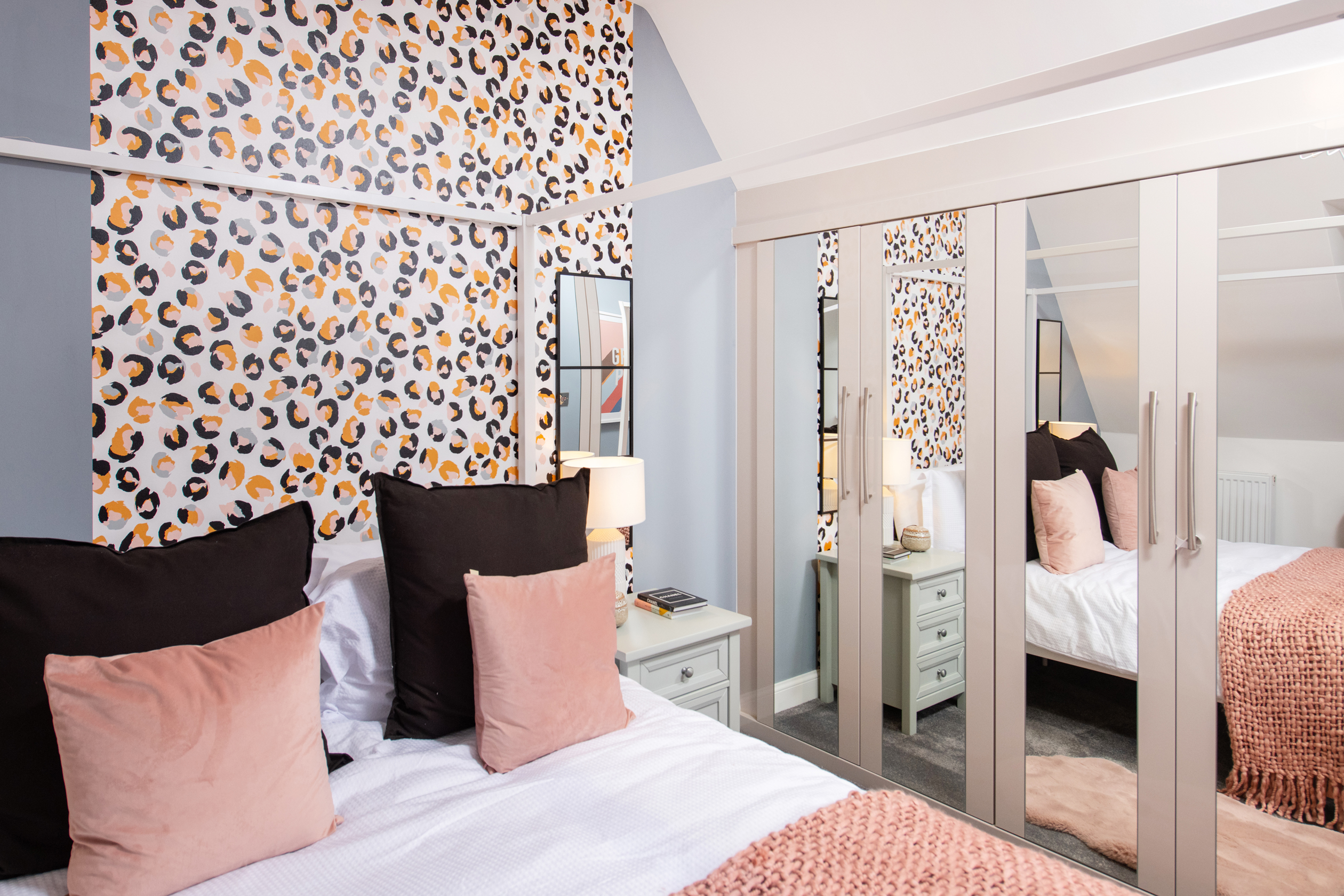 Inside view 4 bedroom Hertford bedroom 3