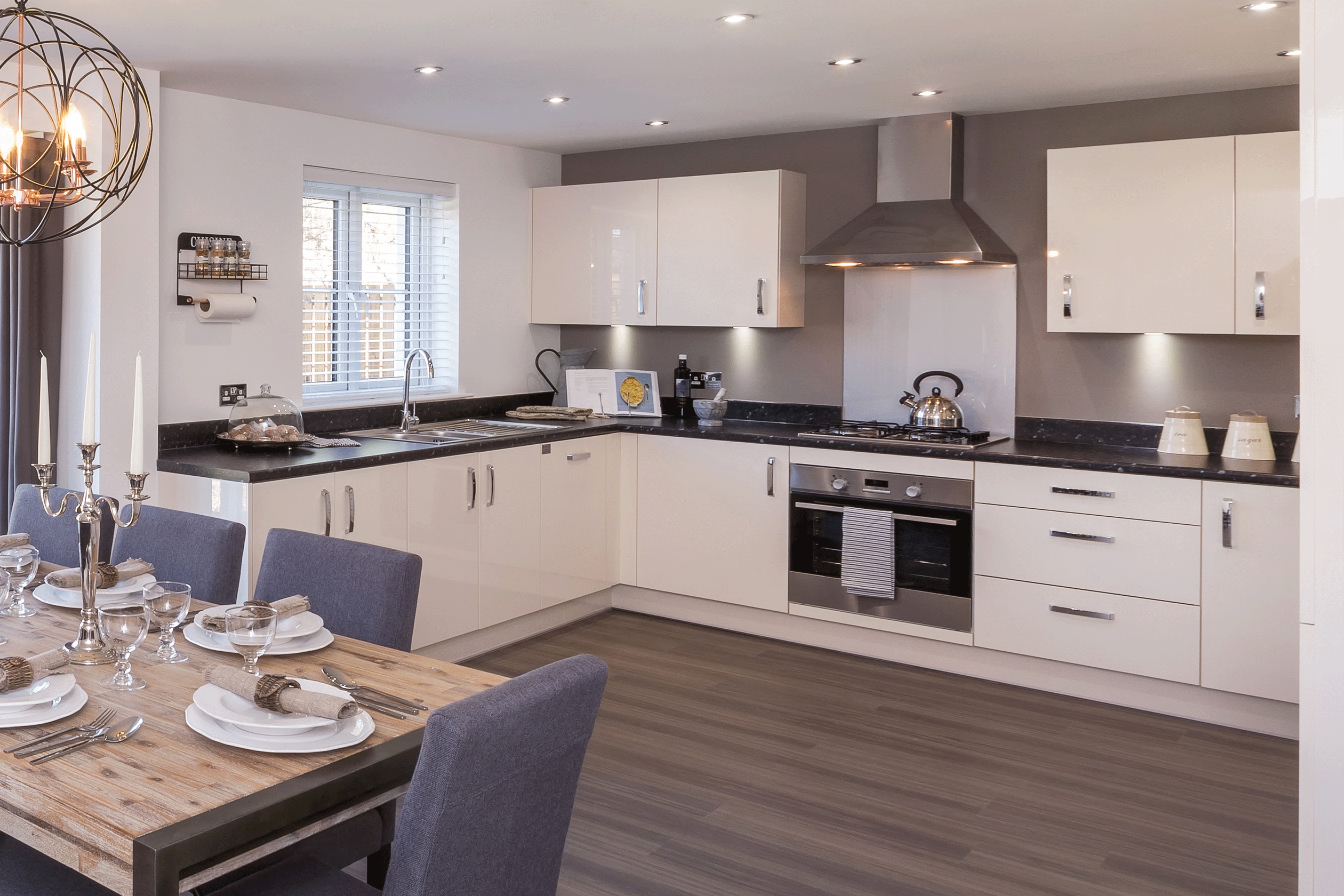 NessCastle-Balmoral-Cullen-no-lightbox