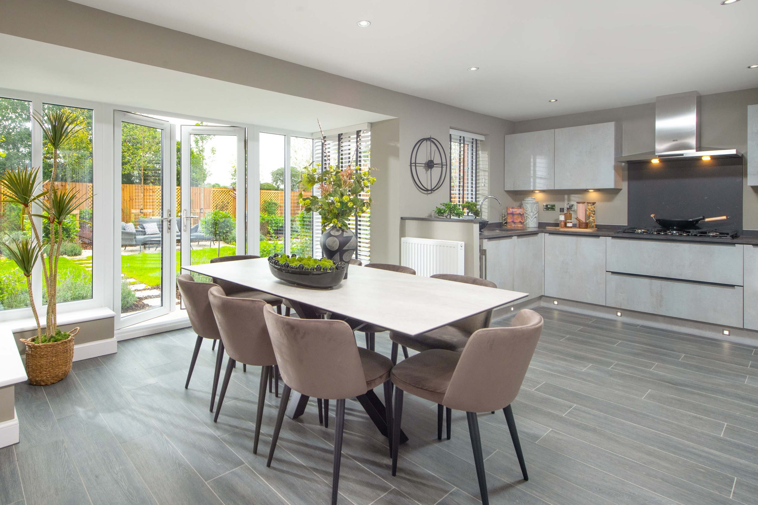 Calder Rise Holden Kitchen