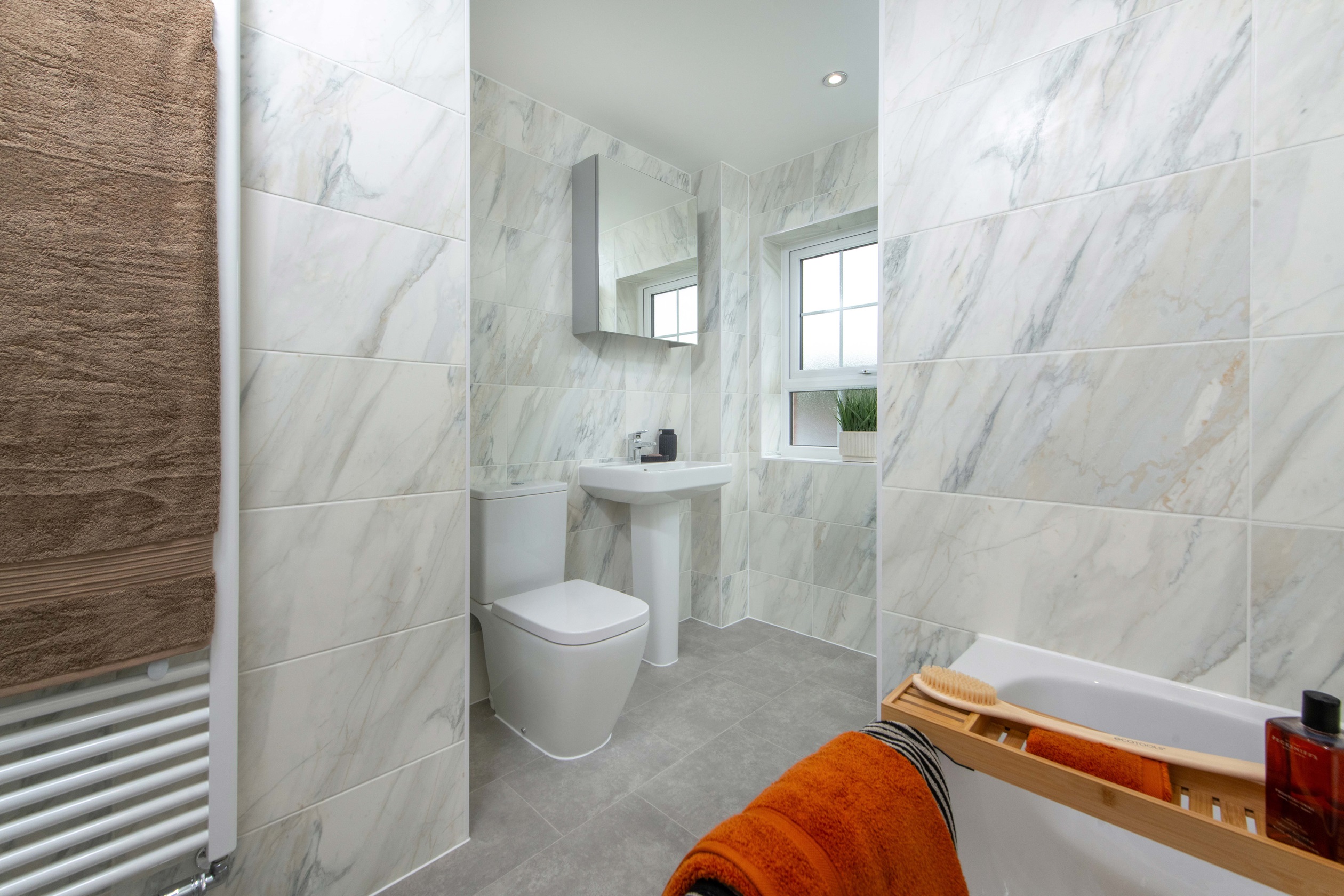 Calder Rise Holden Family Bathroom