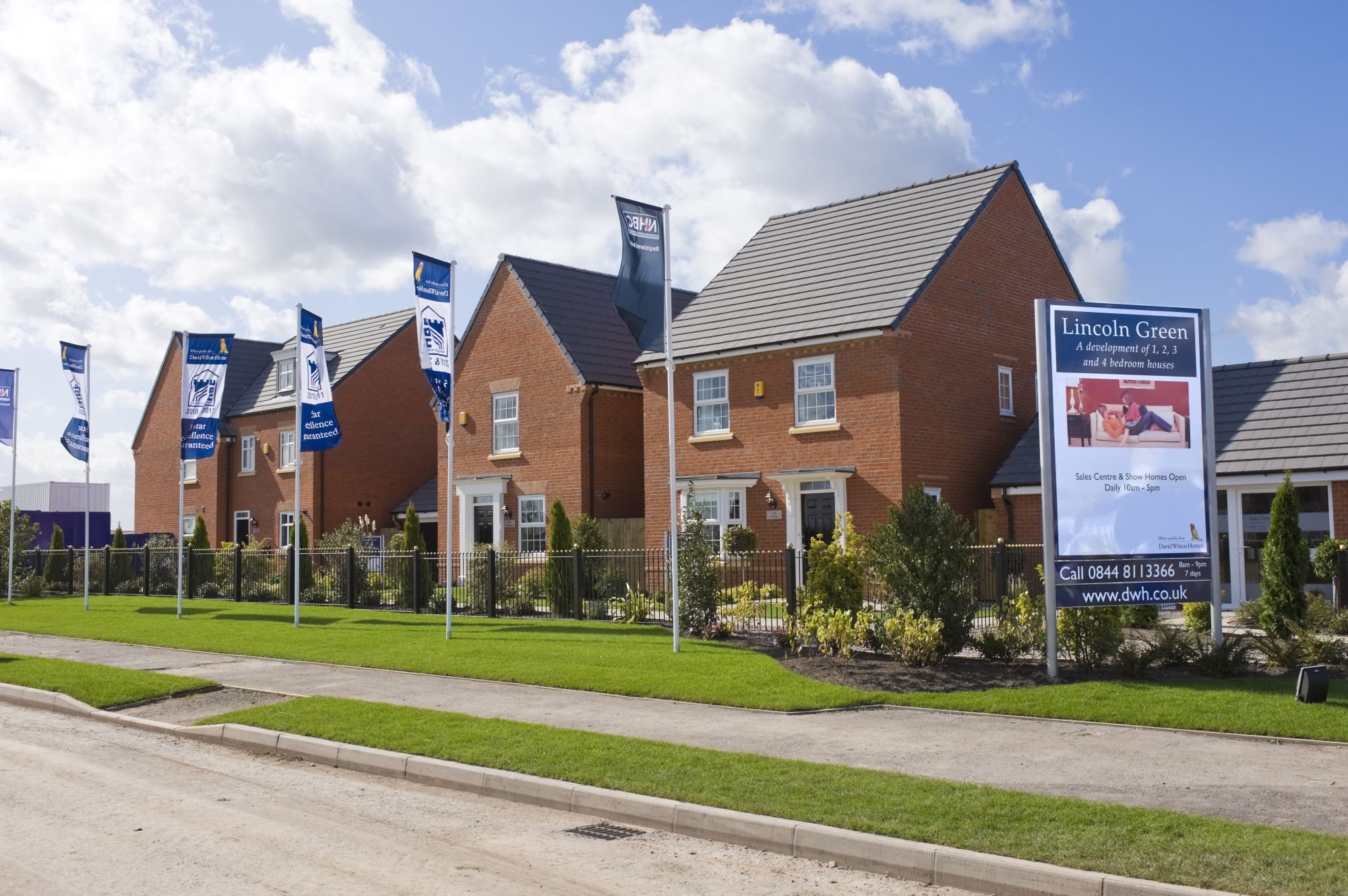 Lincoln Green show homes 