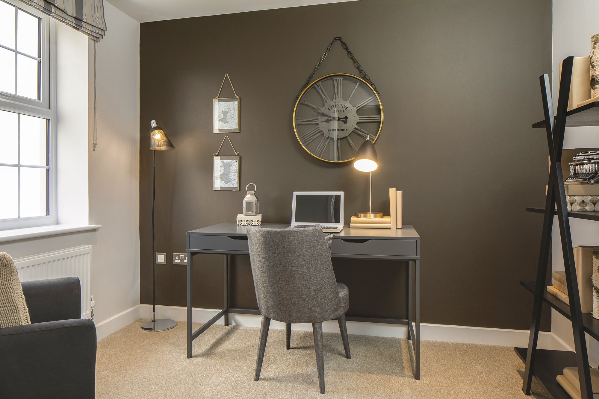 4 bedroom Holden Study room