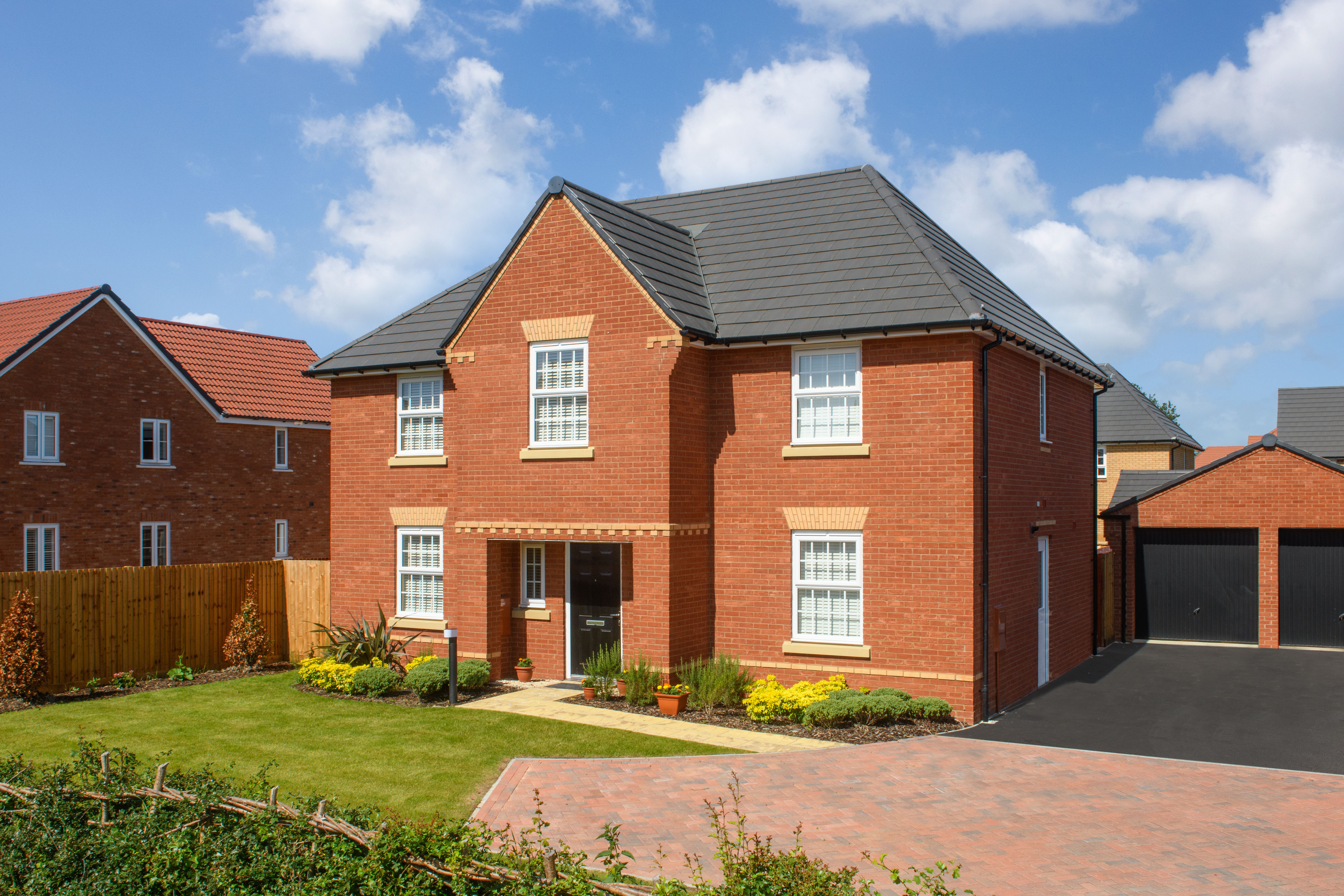 Detached 4 bedroom Winstone